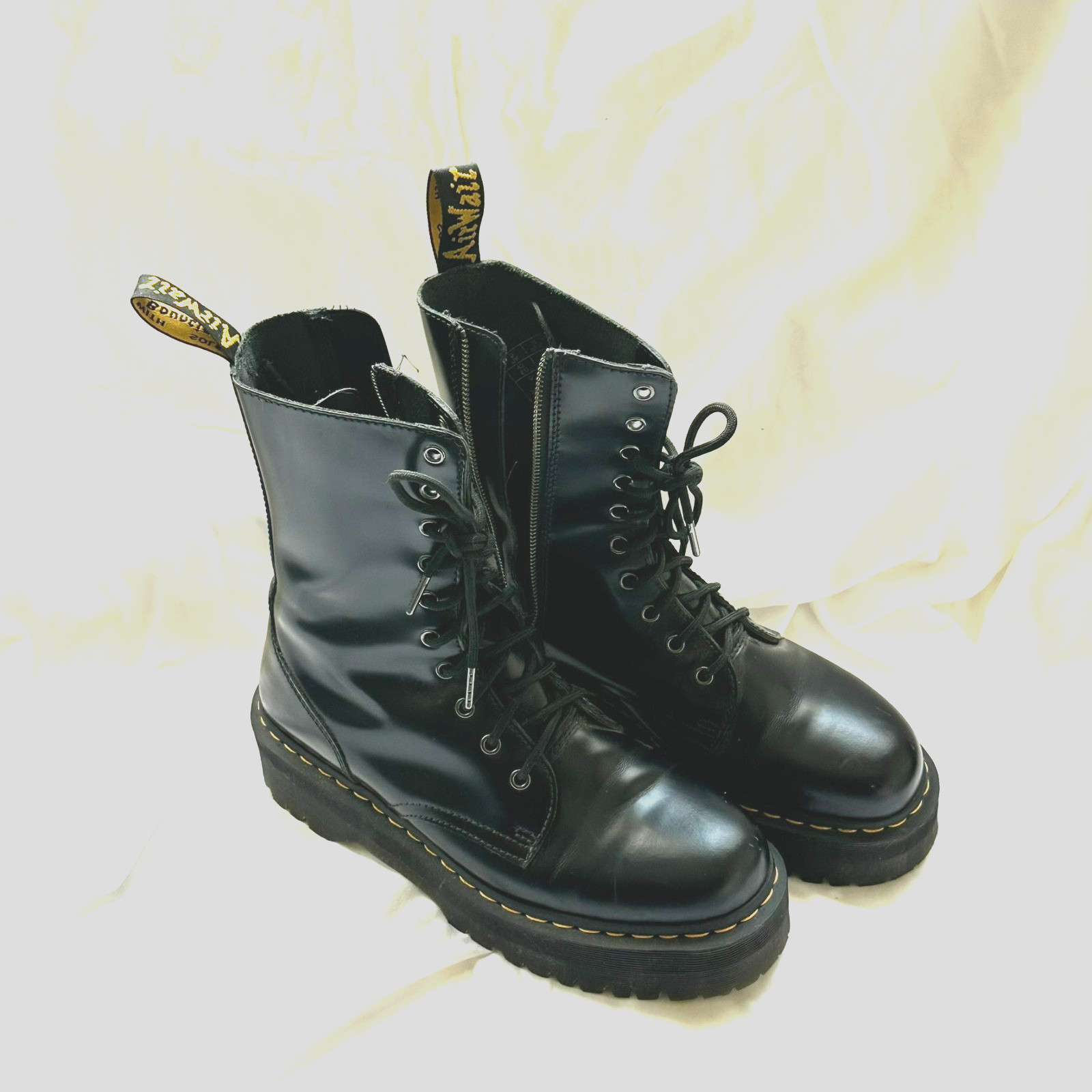 Dr. Martens Jadon Black Platform Boots UK 9 EU 43 US Men 10 Women 11 Zip 10-eye