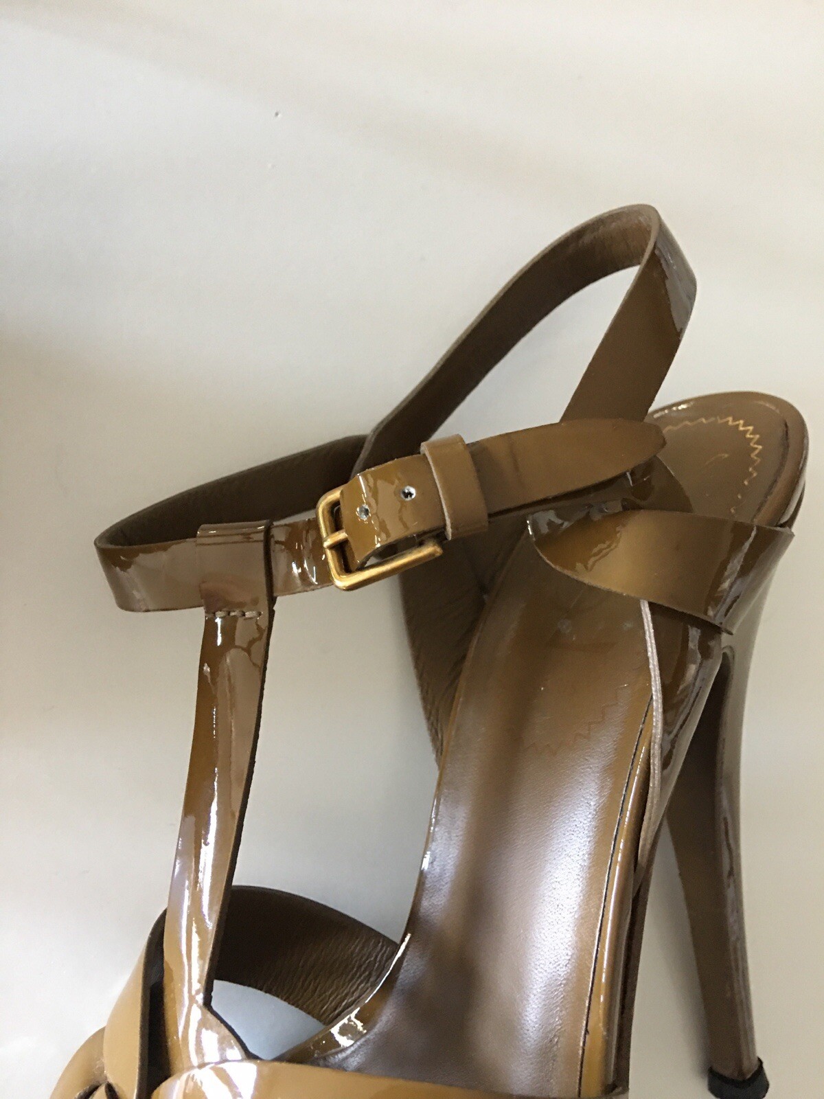 YSL YVES SAINT LAURENT TRIBUTE 105 PATENT LEATHER TAN HEELS SHOES SZ IT 36 US 6