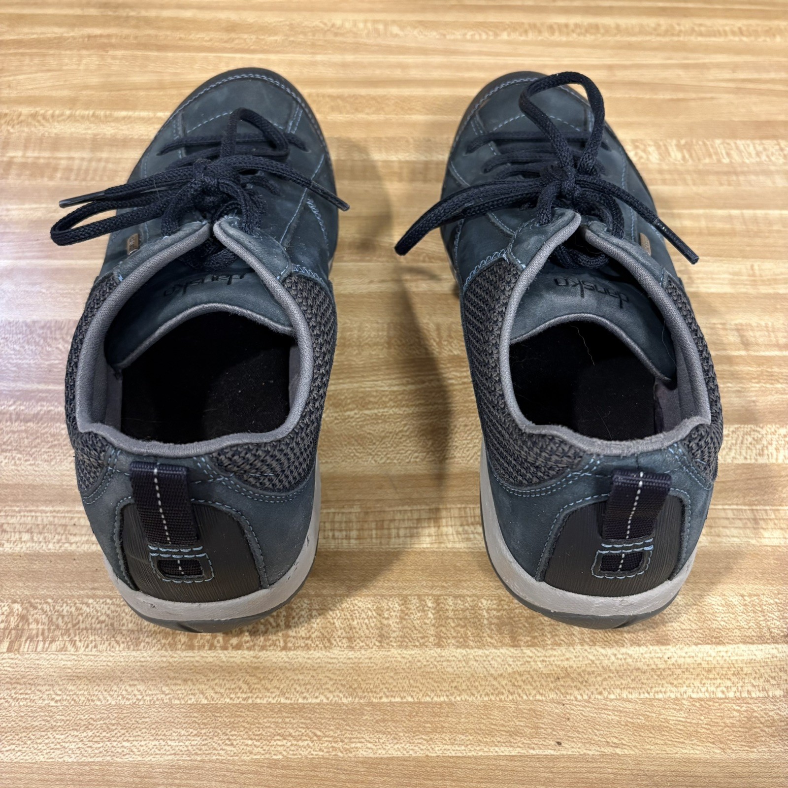DANSKO Paisley Navy Womens Shoe Size 39(W8.5-9) VIBRAM Waterproof Slip Resistant
