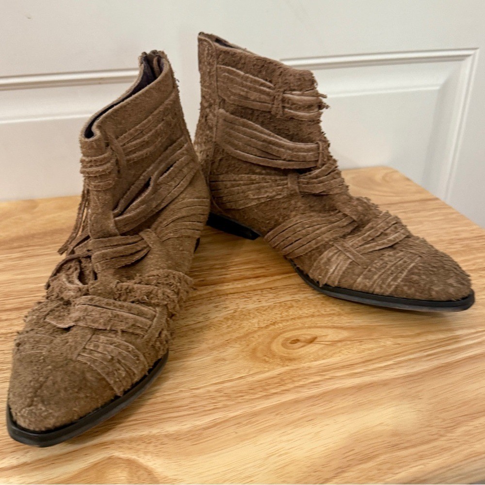 Free People Textured Tan Ankle Booties New – Grunge