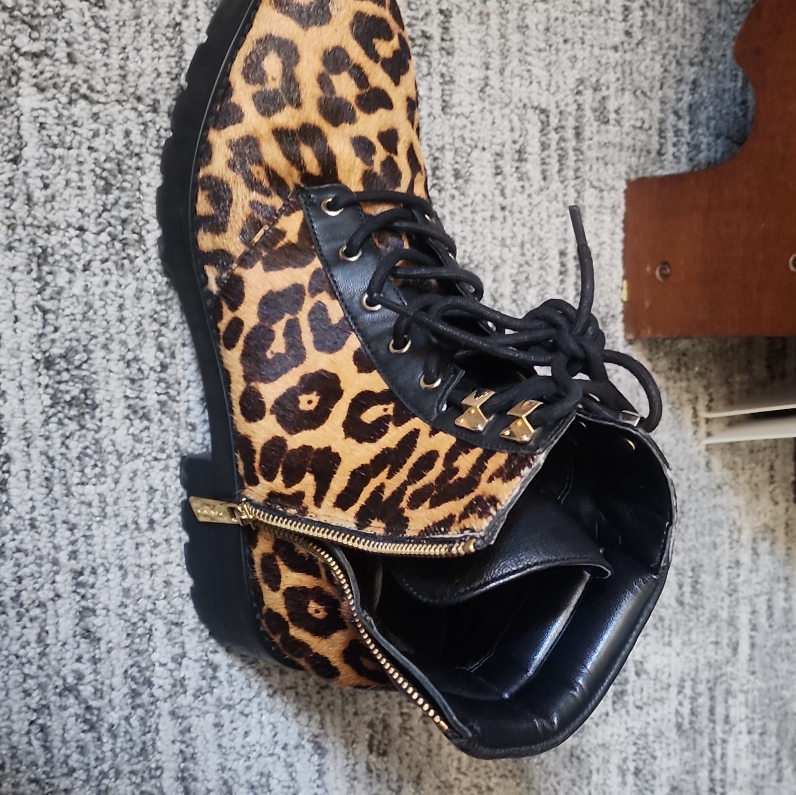 Michael Kors Animal Print Lace-Up Ankle Combat Boots Zipper Lug Sole 7.5M