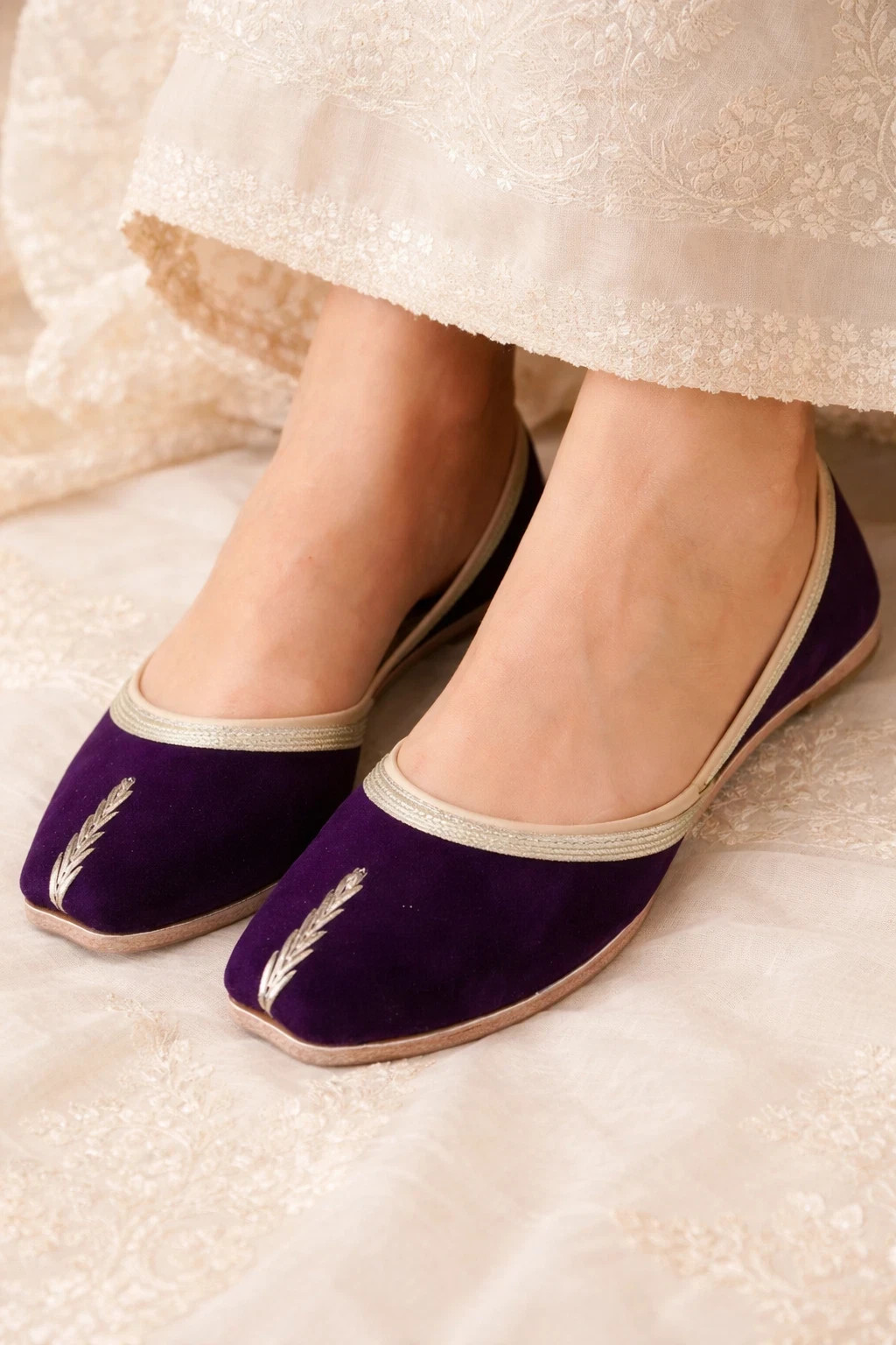 Women Shoes Indian Mojaries Leather Handmade Flip-Flops Purple Jutties US 6-12