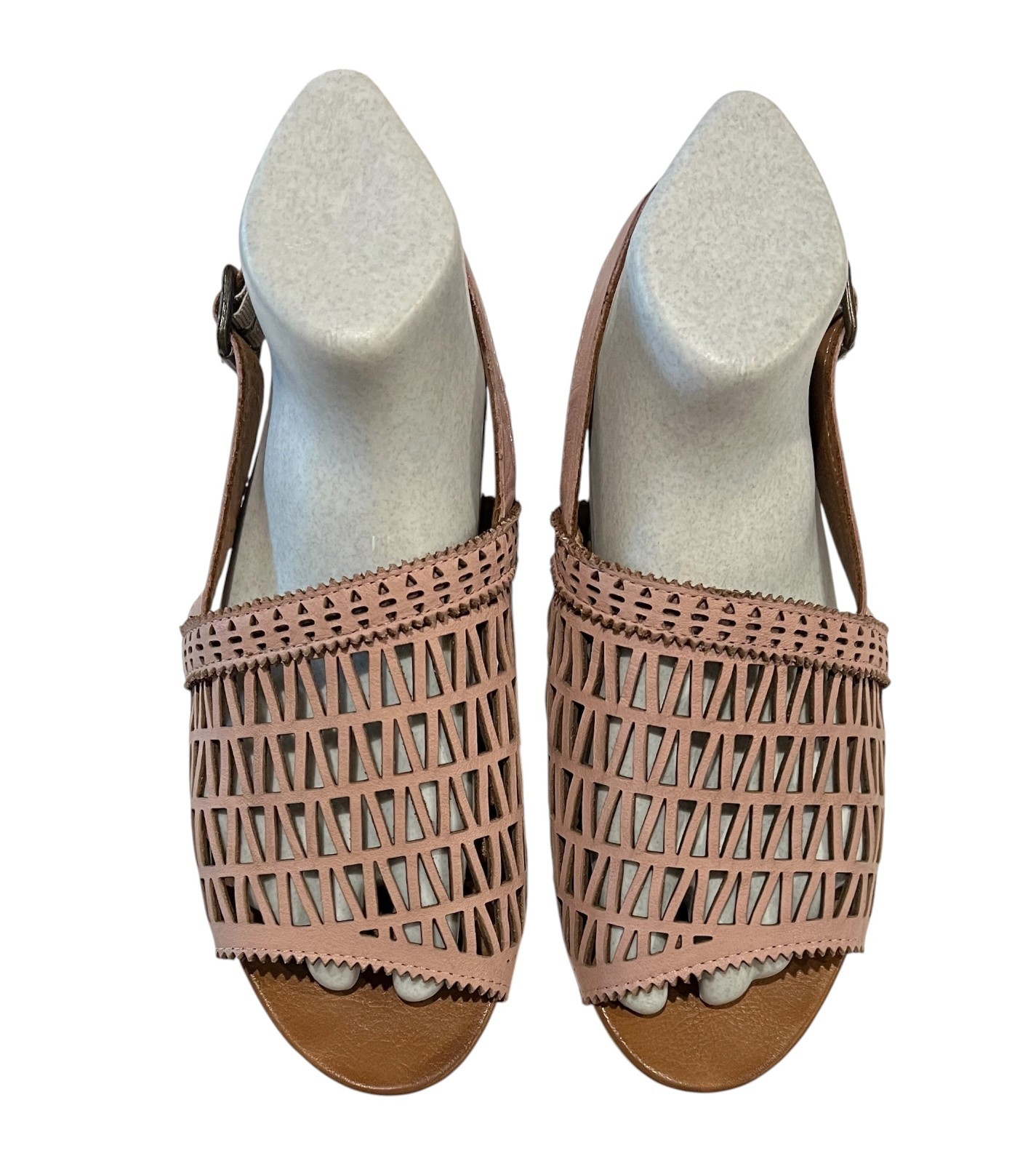Bueno Lia Dusty Pink Laser Cut Leather Slingback Sandals 40 / 9.5 Heels Summer