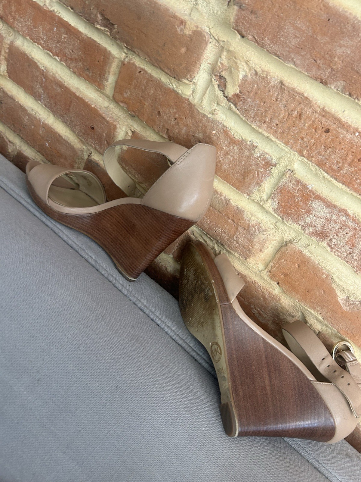 MICHAEL Michael Kors Women’s Beige/Brown Leather Wedge Sandals 9.5