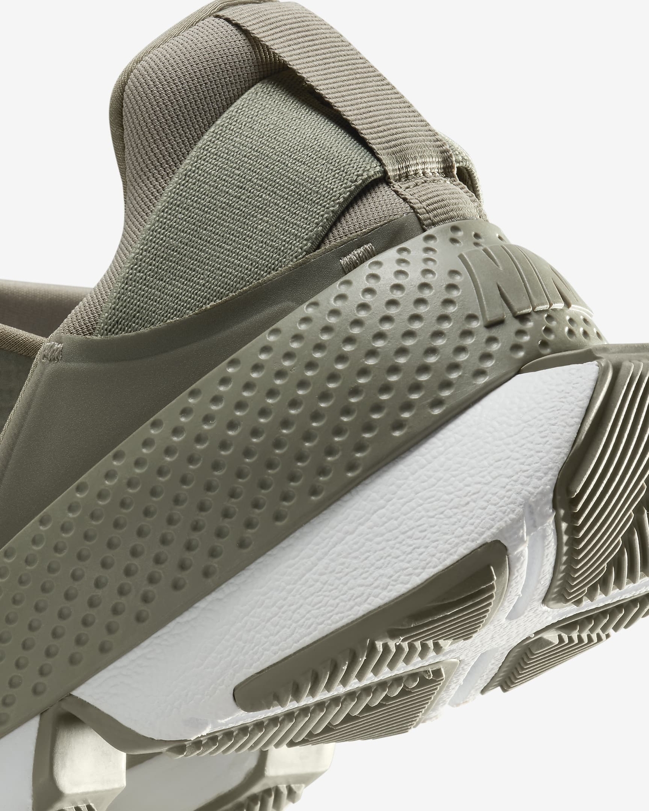 Nike Go FlyEase Light Army Women’s Size DR5540-300