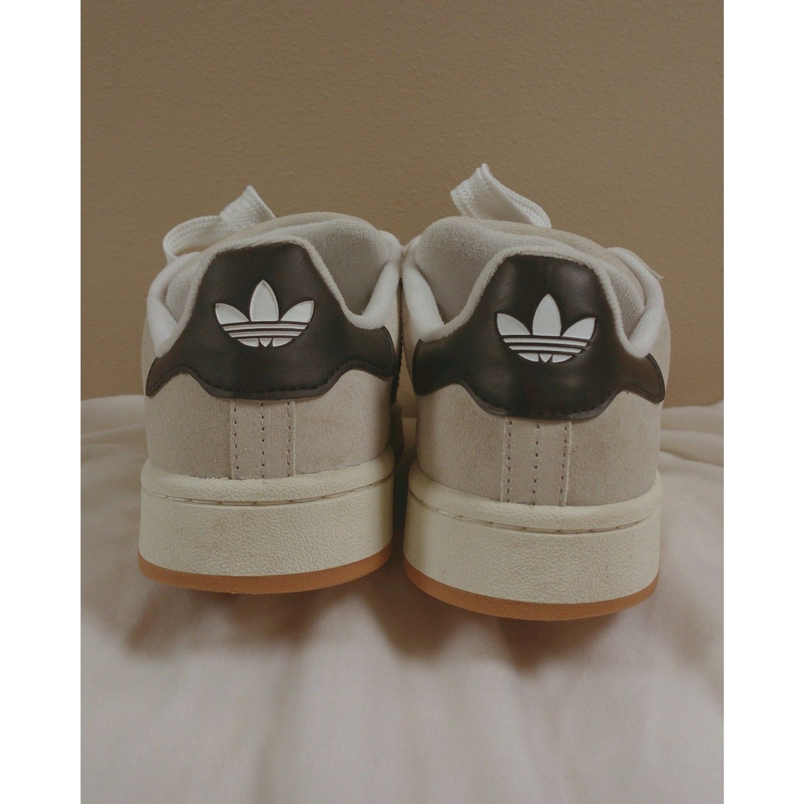 Adidas Campus 00s Crystal White Core Black Suede Sneakers Women’s 7.5 GY0042