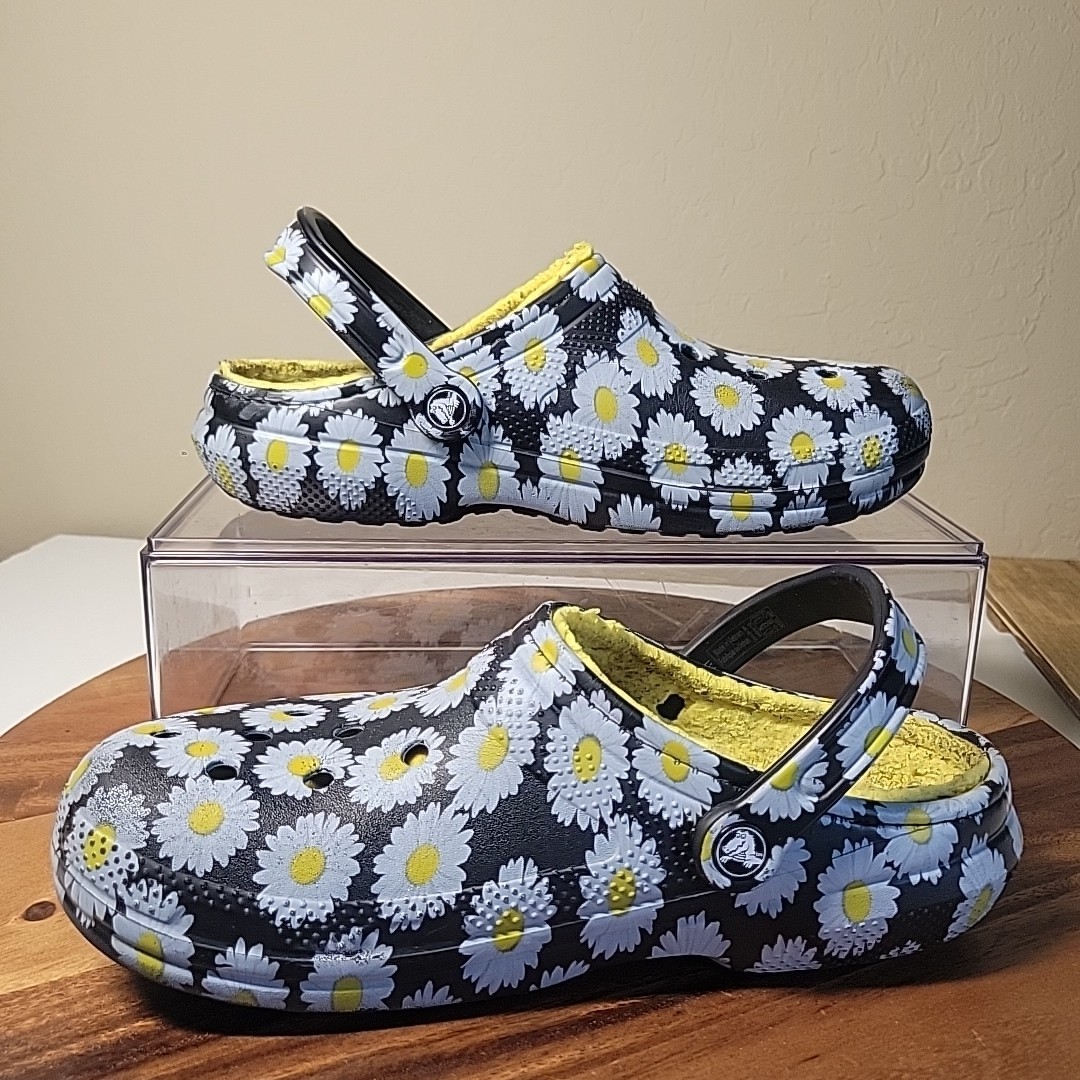 Crocs Classic Lined Clog Sandals W 10 M 8 Black Yellow White Daisy 207301 *READ*