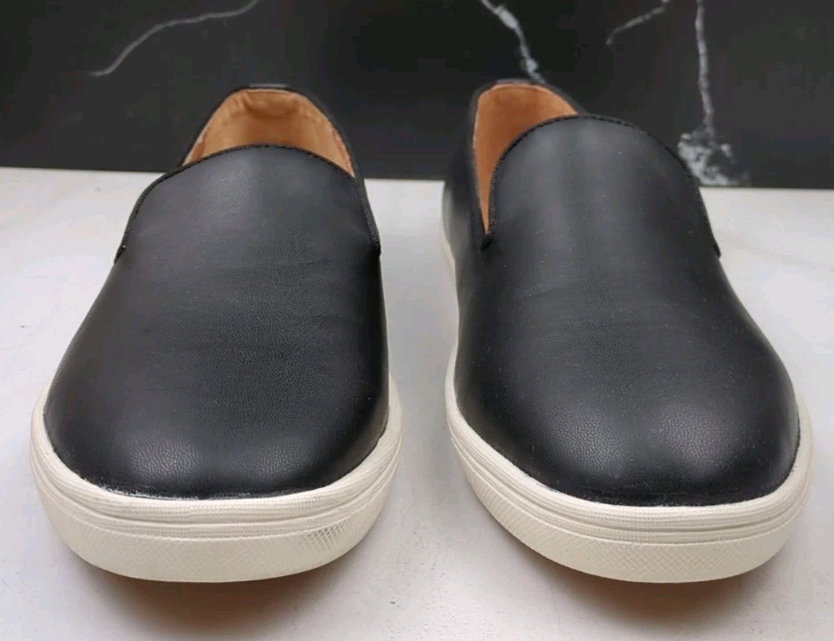 Style & Co. Women’s Pennyy Casual and Fashion Sneakers Black, 9.5, Medium (B,M)