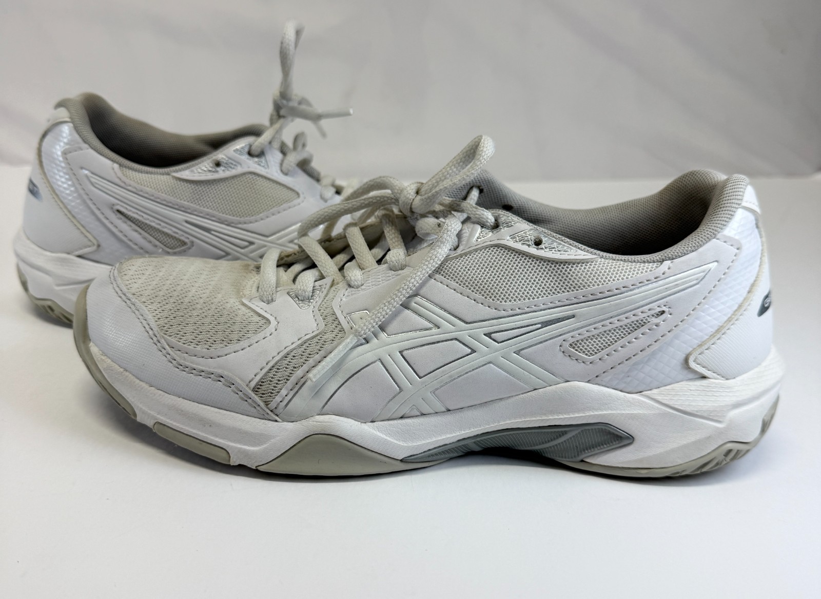 Asics Gel-Rocket 10 1072A056 Womens Size 7.5 Sneakers White Volleyball Shoes