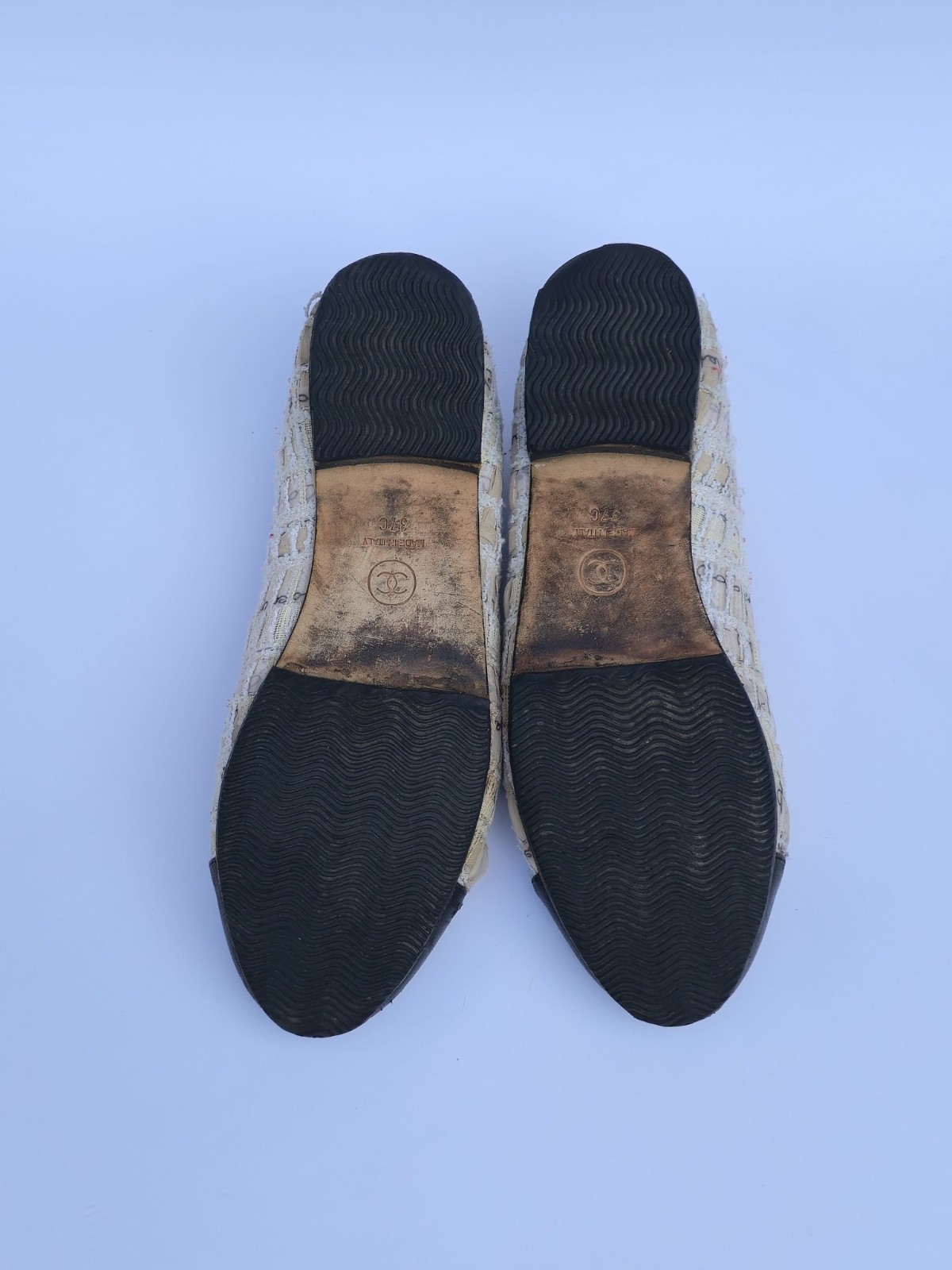 CHANEL Beige Black Tweed Cap Toe Ballerina Ballet Flats Size EU 37C