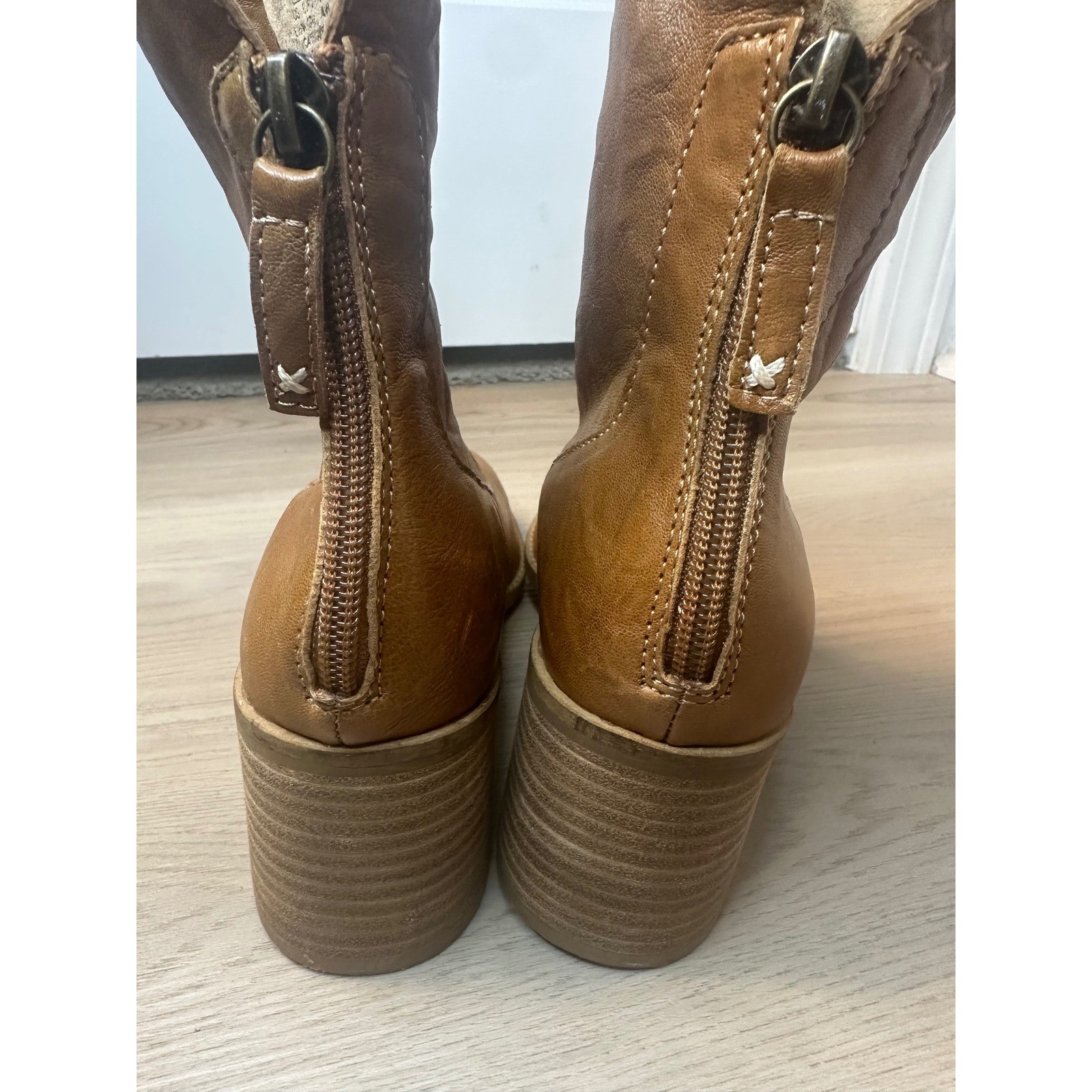 Kelsi Dagger Booties Brooklyn Island Women’s Tan Leather Size 6.5 Excellent