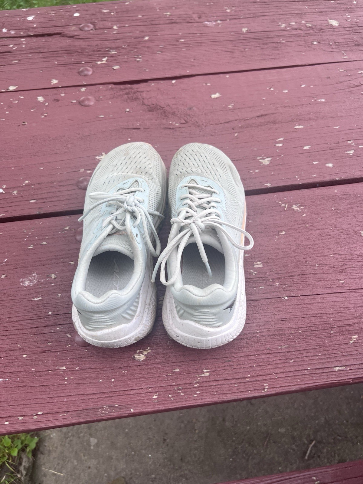 Altra via Olympus 2 Women’s Running Shoes Size 9