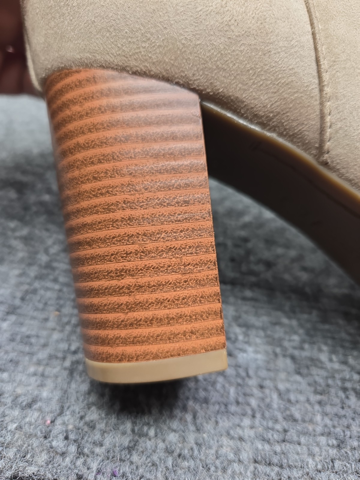 Bandolino Boots 9.5 Nude