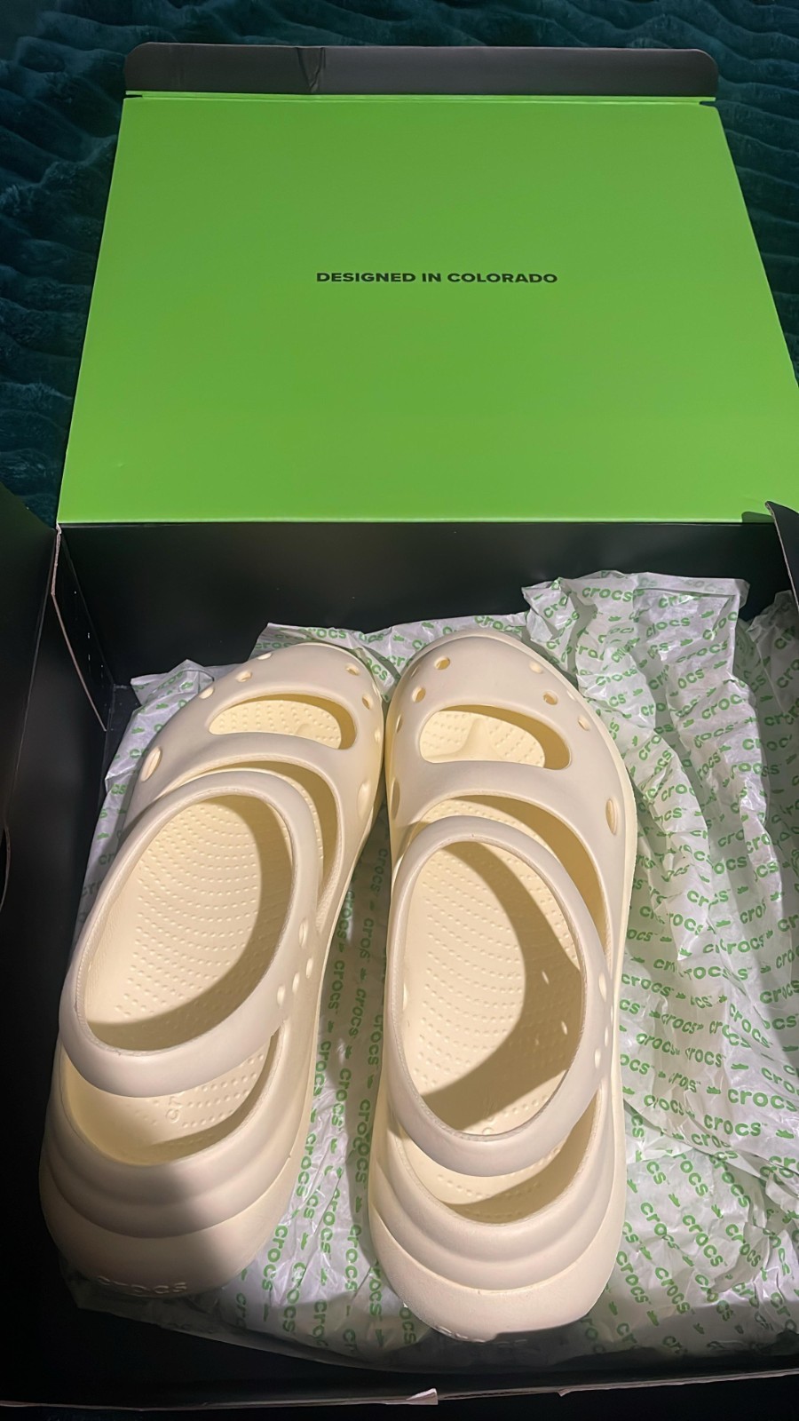 Crocs Phaedra Clog Buttercream 209560-76O Cream Foam Unisex Sizes