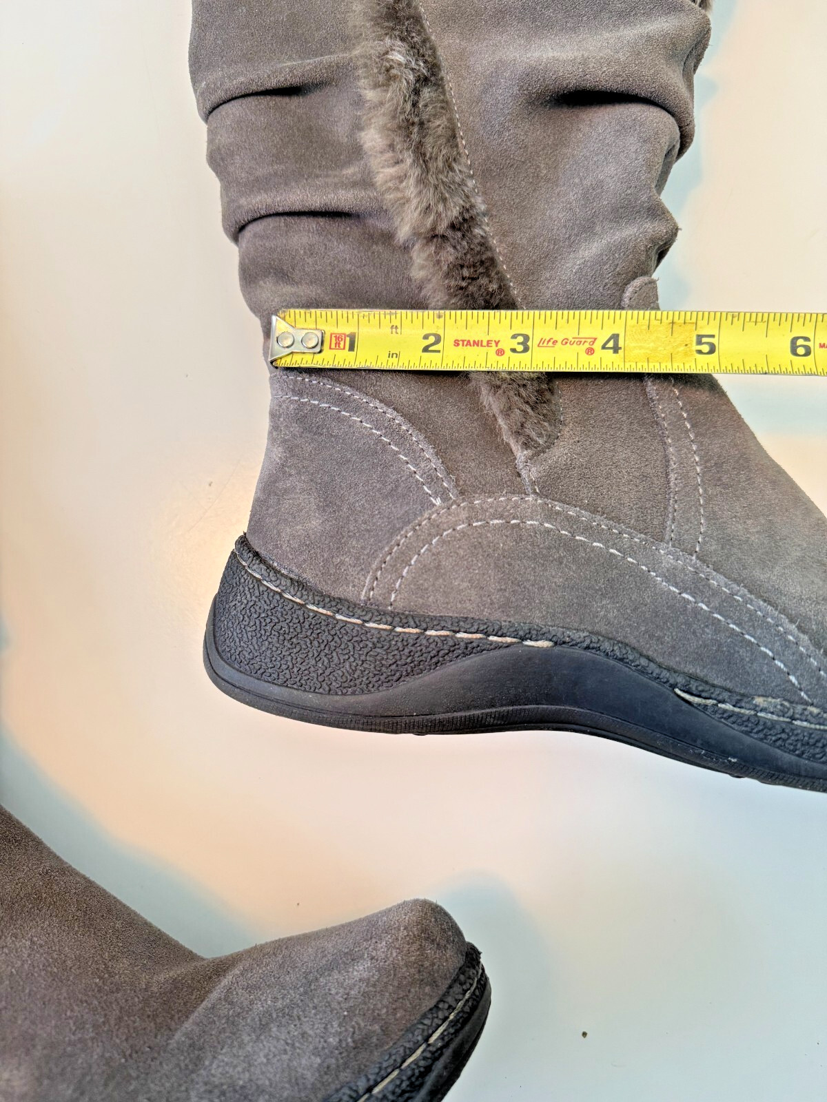 Naturalizer Women’s Brownish Gray Suede Faux Fur Lined Winter Boot Size 9