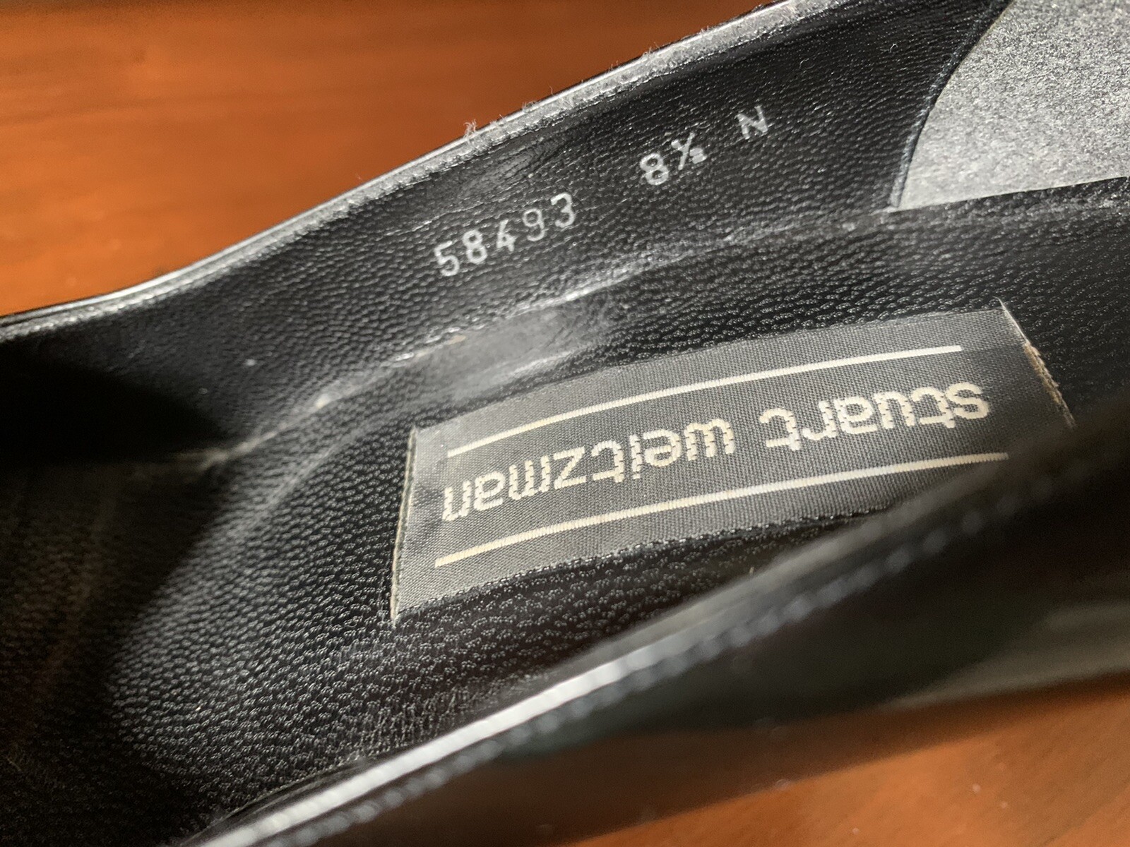 Stuart Weitzman Shoes Size 8.5 Vintage Patent Leather Pumps Narrow Width