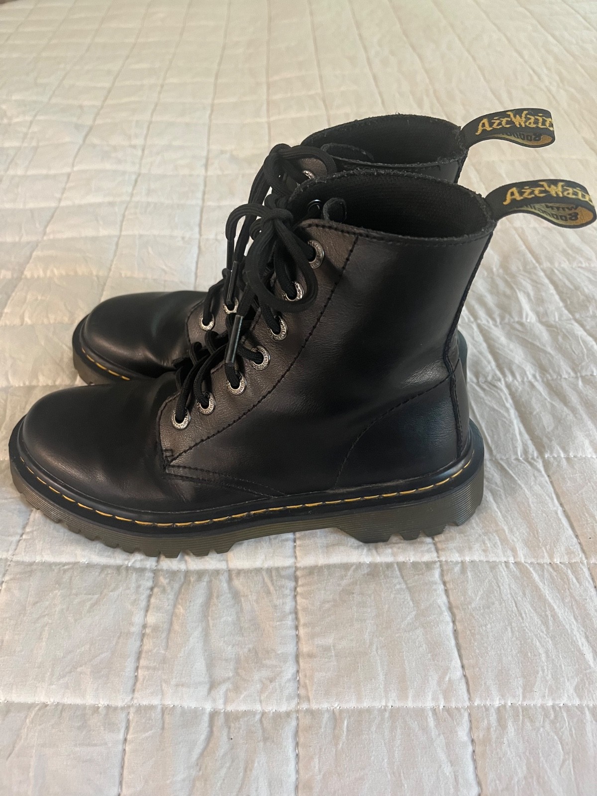Doc Martin 1460 Air Wair Black Lace-Up Combat Boots Woman’s Size US 6