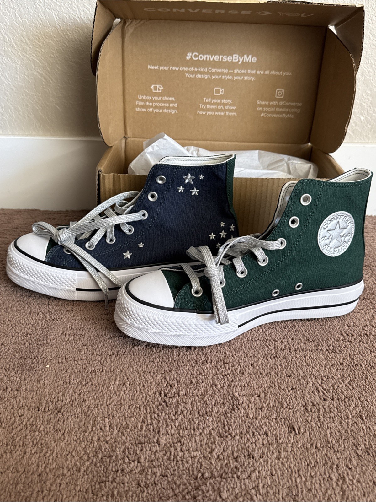 🔥Custom Converse Women’s 8 Brand New Never Been Worn🔥