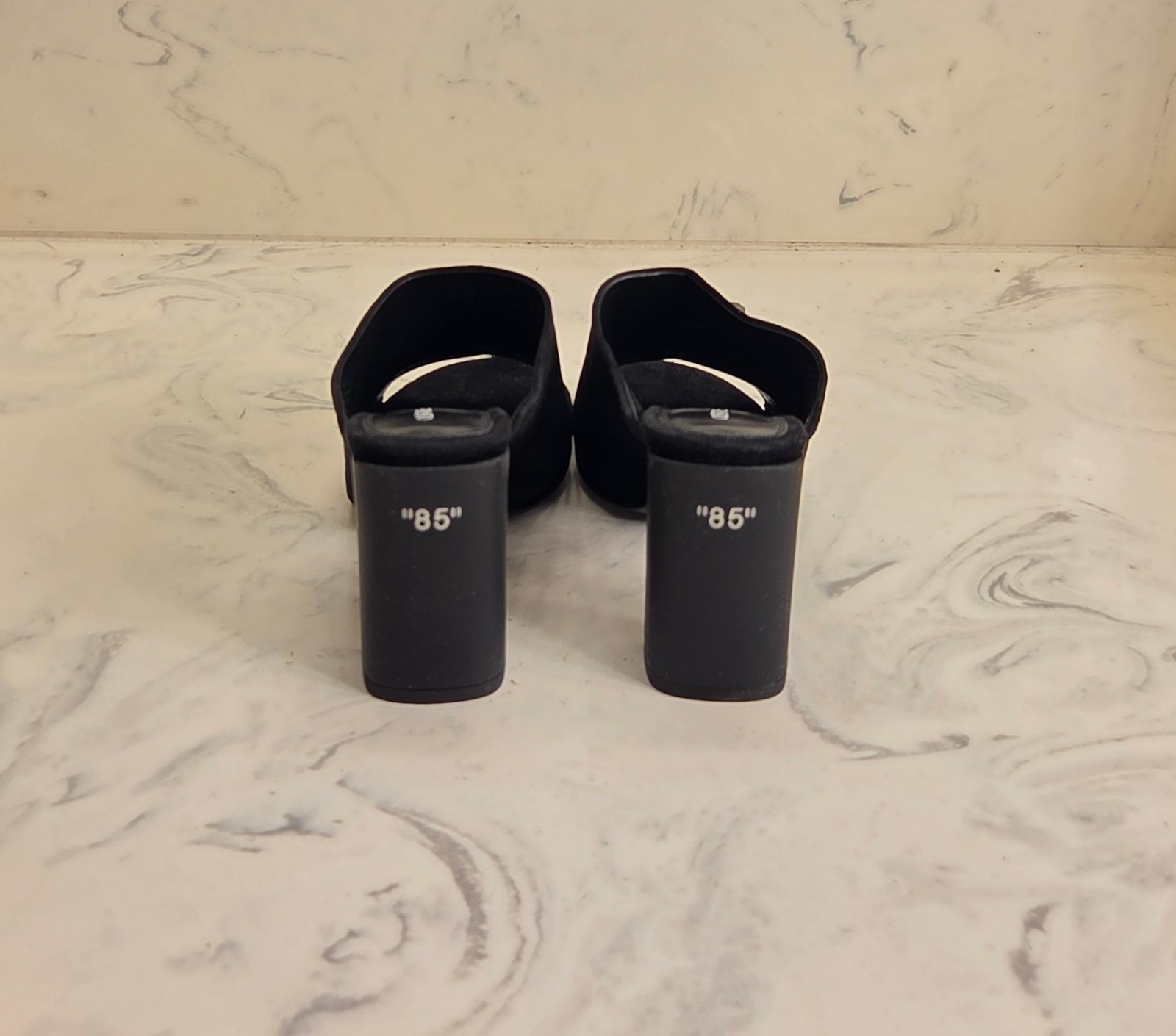 New! Off-White ‘Arrows Sabot’ Sandals Black Suede Womens 6 US 36 Eur. MSRP $900