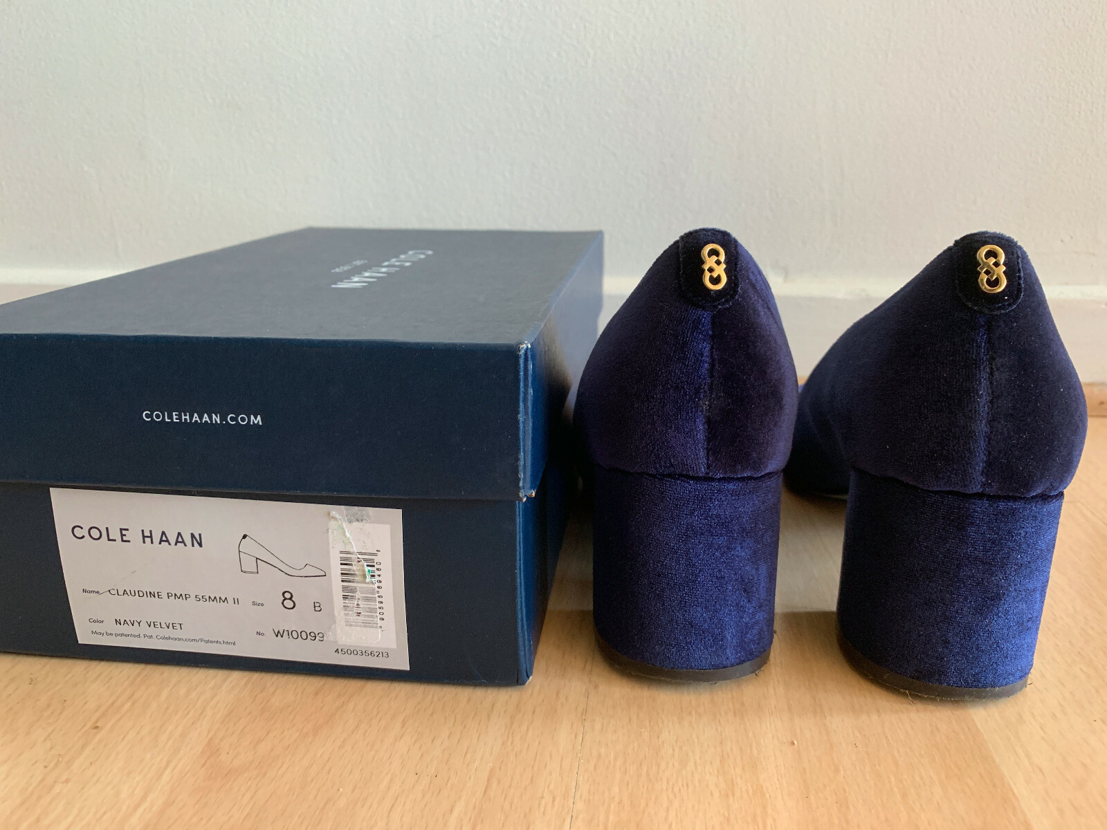 Cole Haan U.S.Size 8 Navy Blue Velvet Claudine Block Heels Closed-Toe Pumps +box
