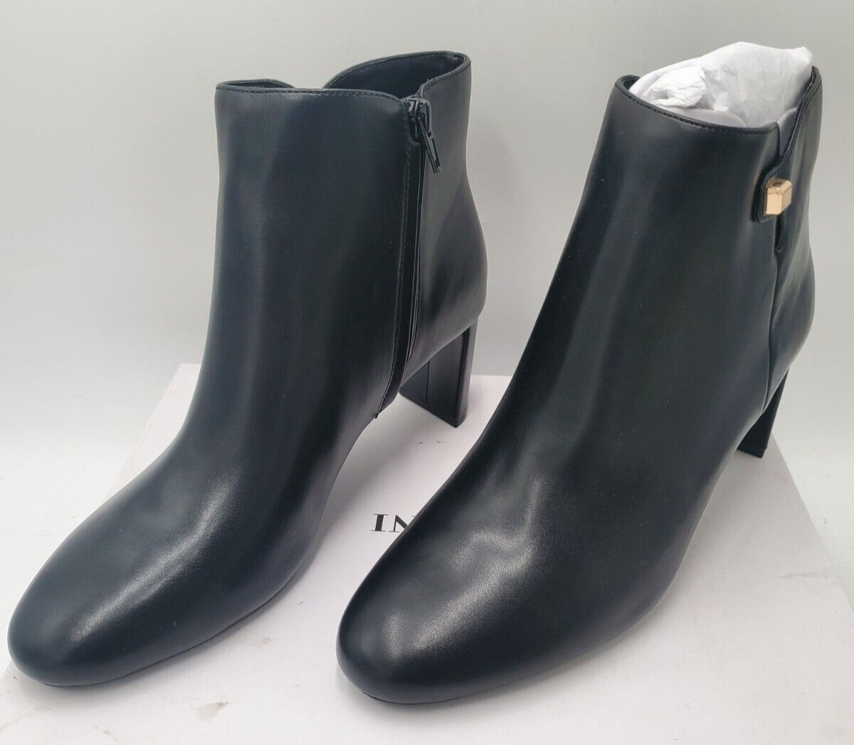 Alfani 9.5 M Women PAAM Black Almond Toe Ankle Boots Shoes Medium (B,M)