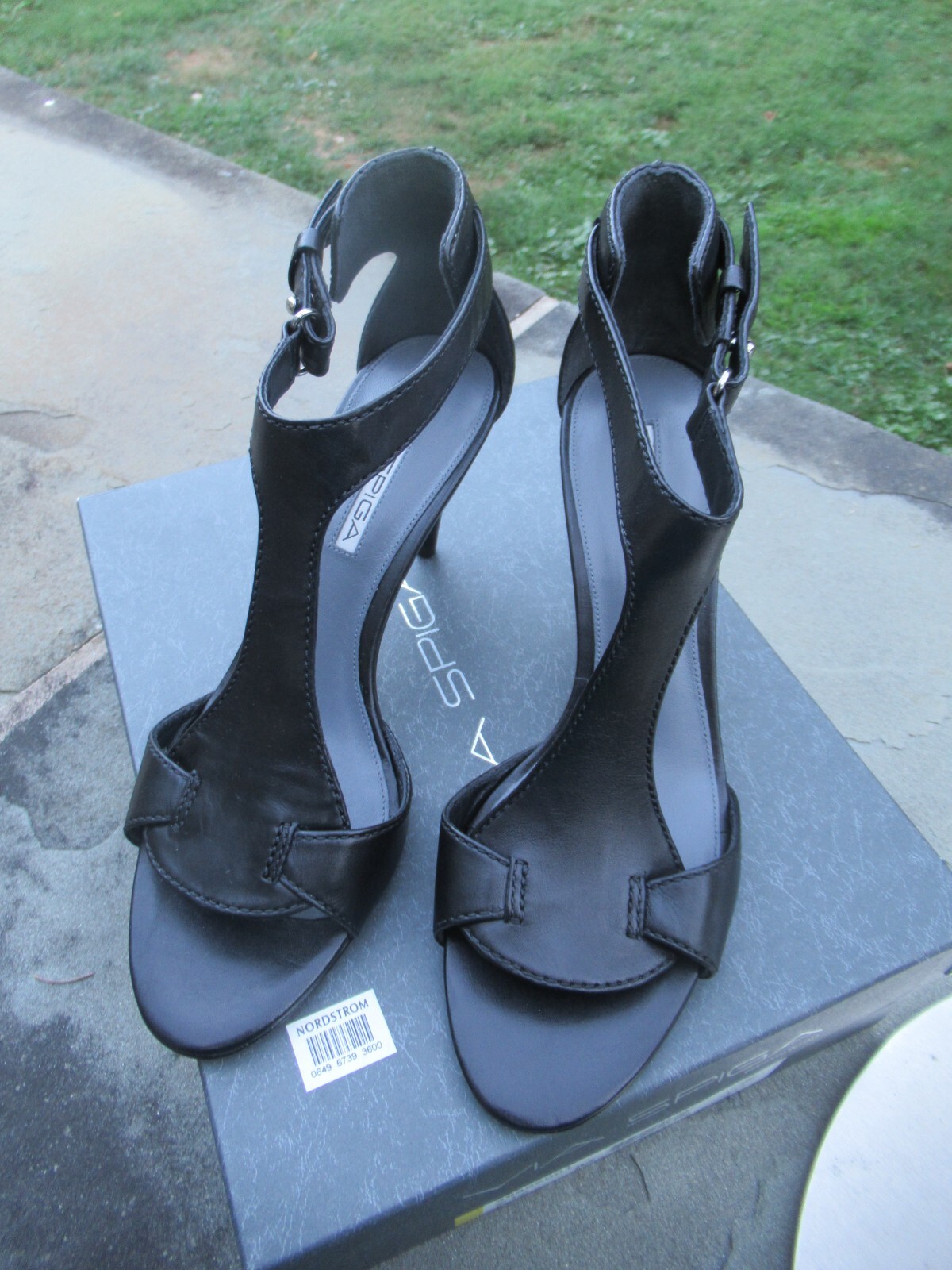 NIB Via Spiga V- Trina 2 Black Vachetta 3.25 in OpenToed Sandal Heels-7.5 M