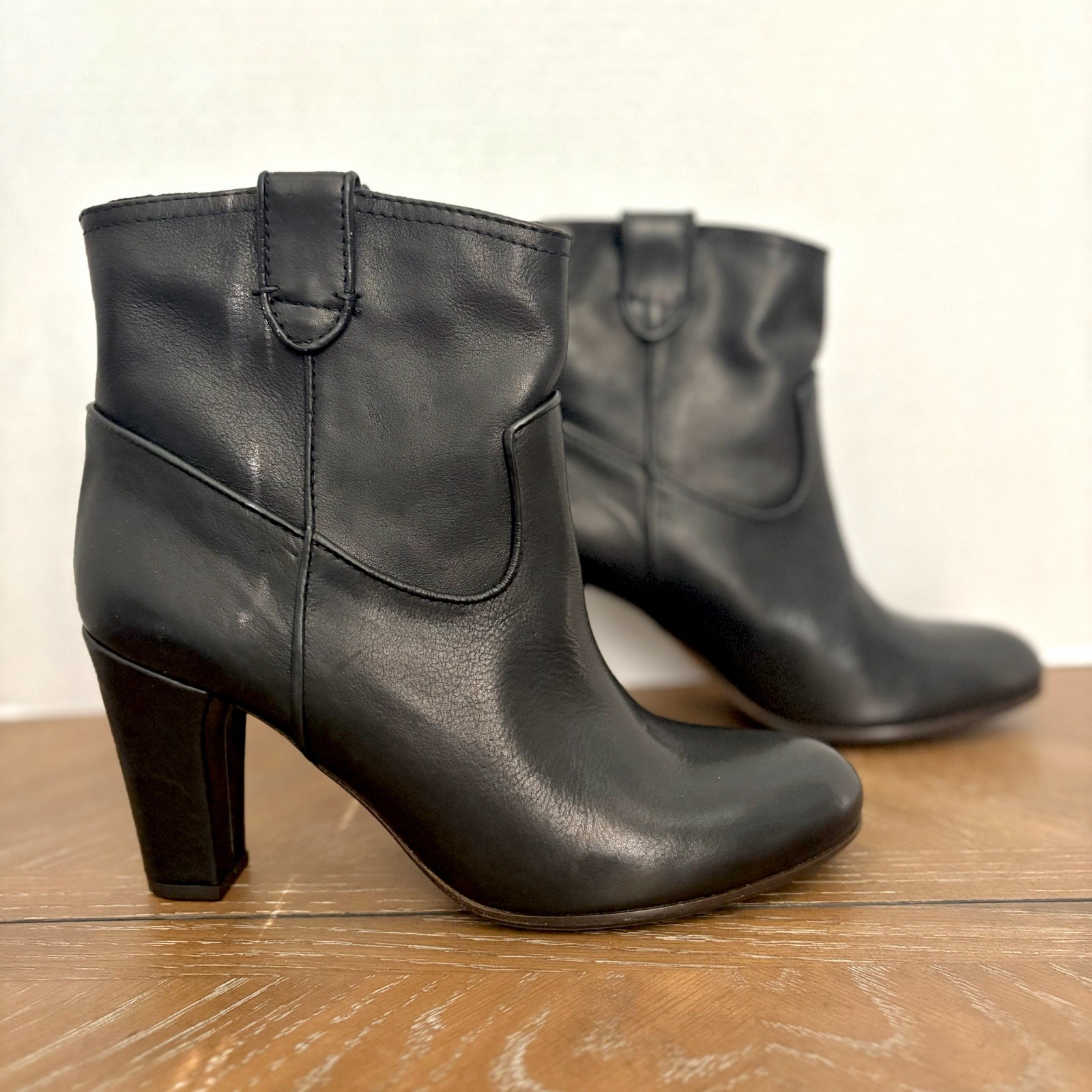 Via Roma 15 Black Leather Ankle Boots Women’s Size 41/ 11 Pull On Made Italy