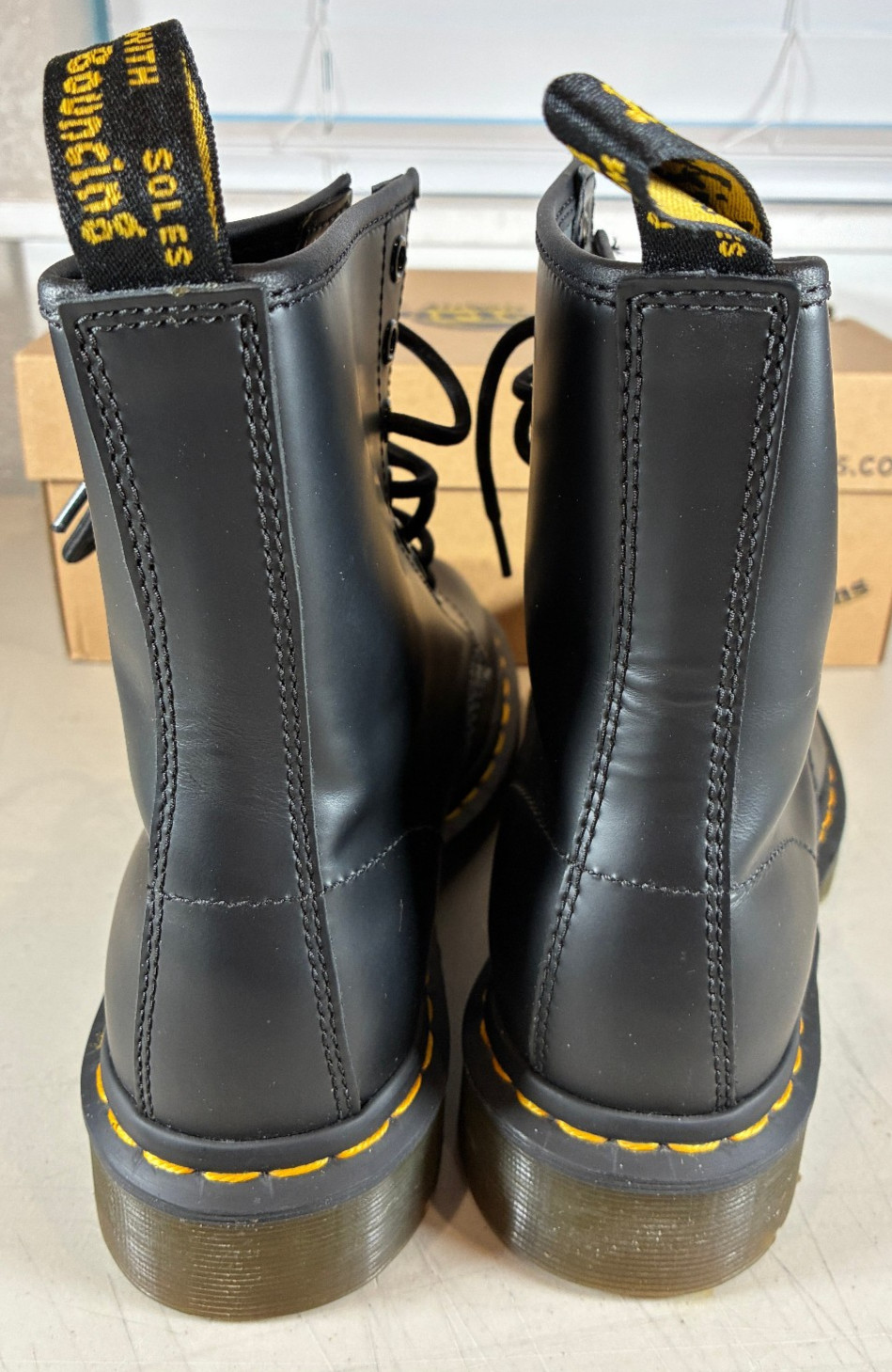 NICE! Doc Martens 1460 W Black Womens Boots Size 8 11821006 Smooth Air Wair Dr.