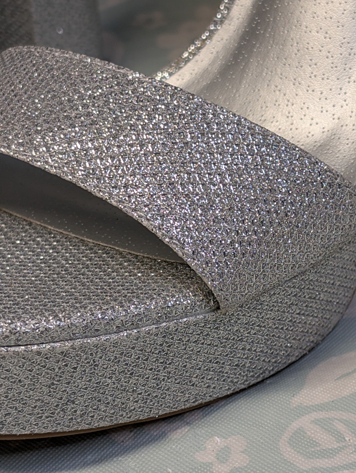 Dream Pairs Very Sparkly Silver 3″ High Heel Sandals Size 9.5 Heels 3.25″ Wide
