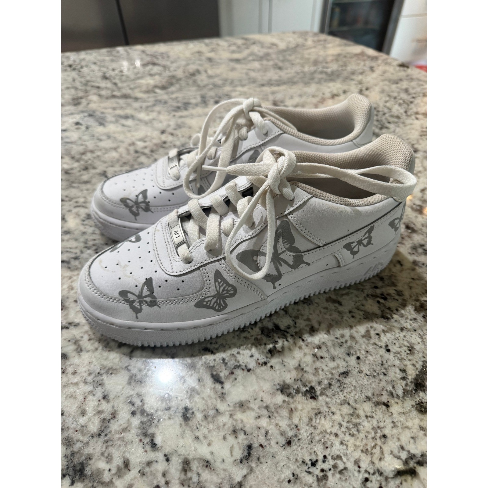 Nike Air Force 1 Low White Silver Butterfly Kids 6.5Y Womens 8 Sneaker