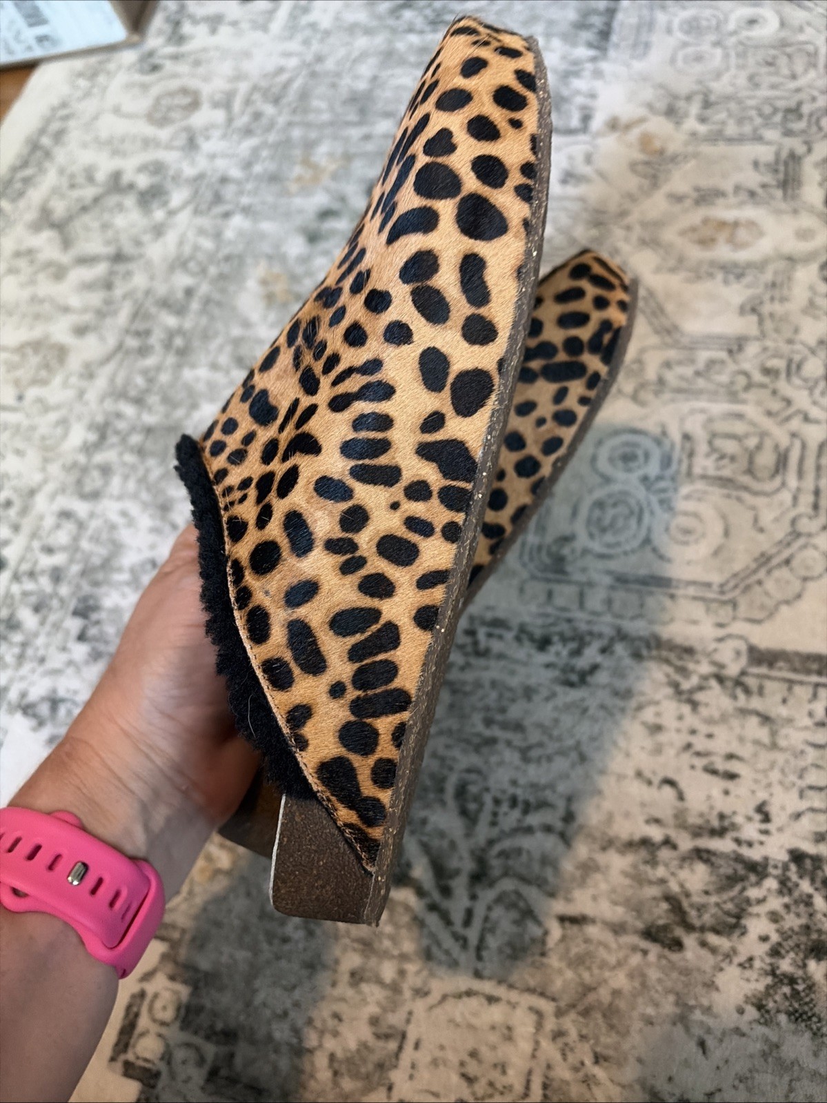 NWOB – Johnny Was Calf Hair Leopard Print Mule Shoes Size 8