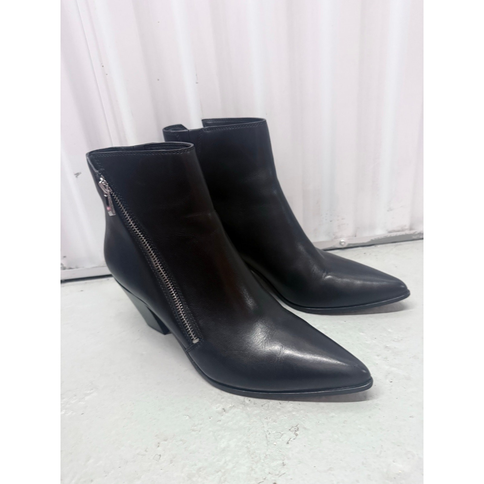 PAIGE 100% leather black moto Lia silver zipper heels short bootie boots sz 10.5