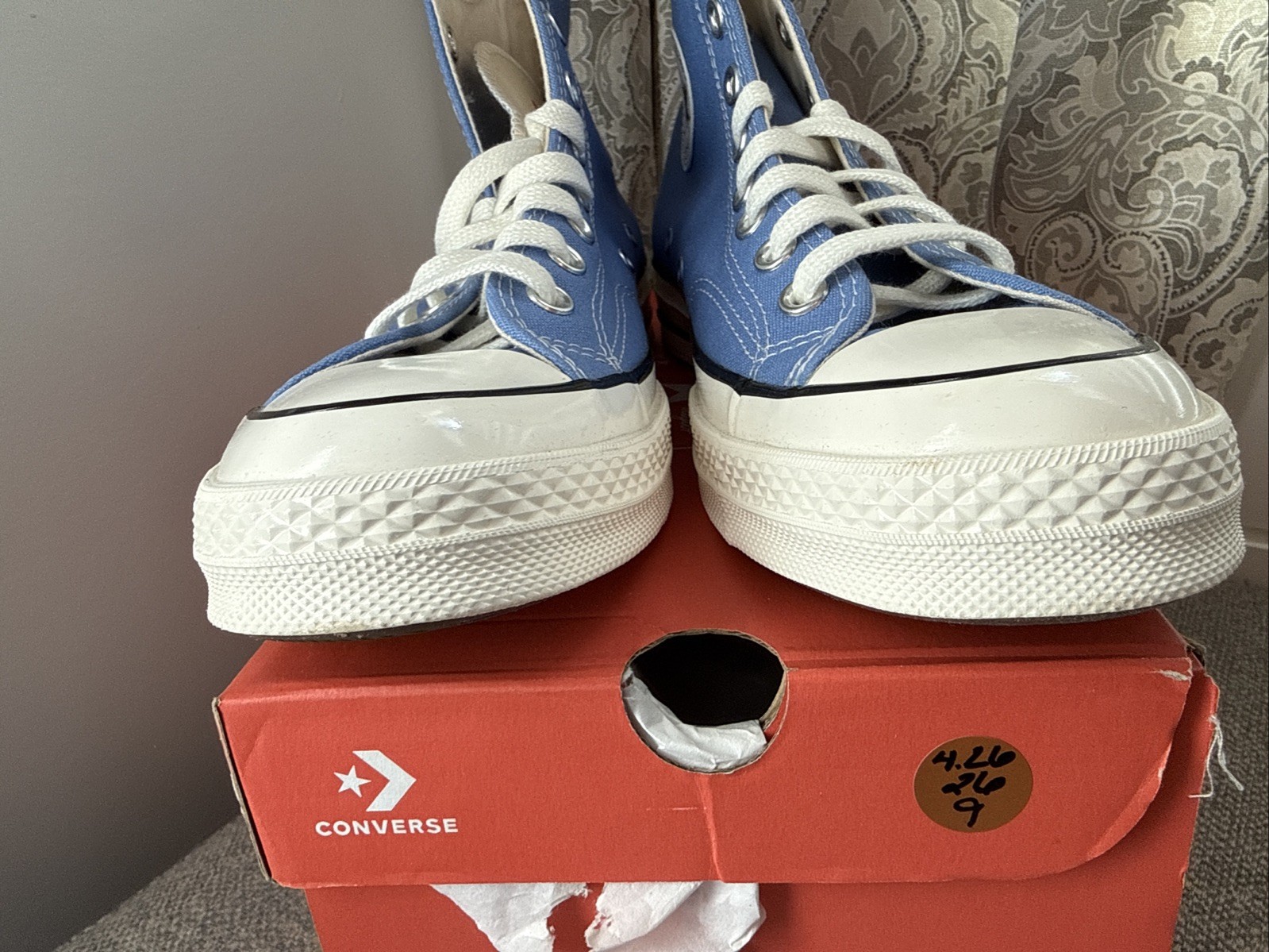 Women’s Size 10 / Men’s Size 8 Converse A10524F Blue Sneakers Shoes