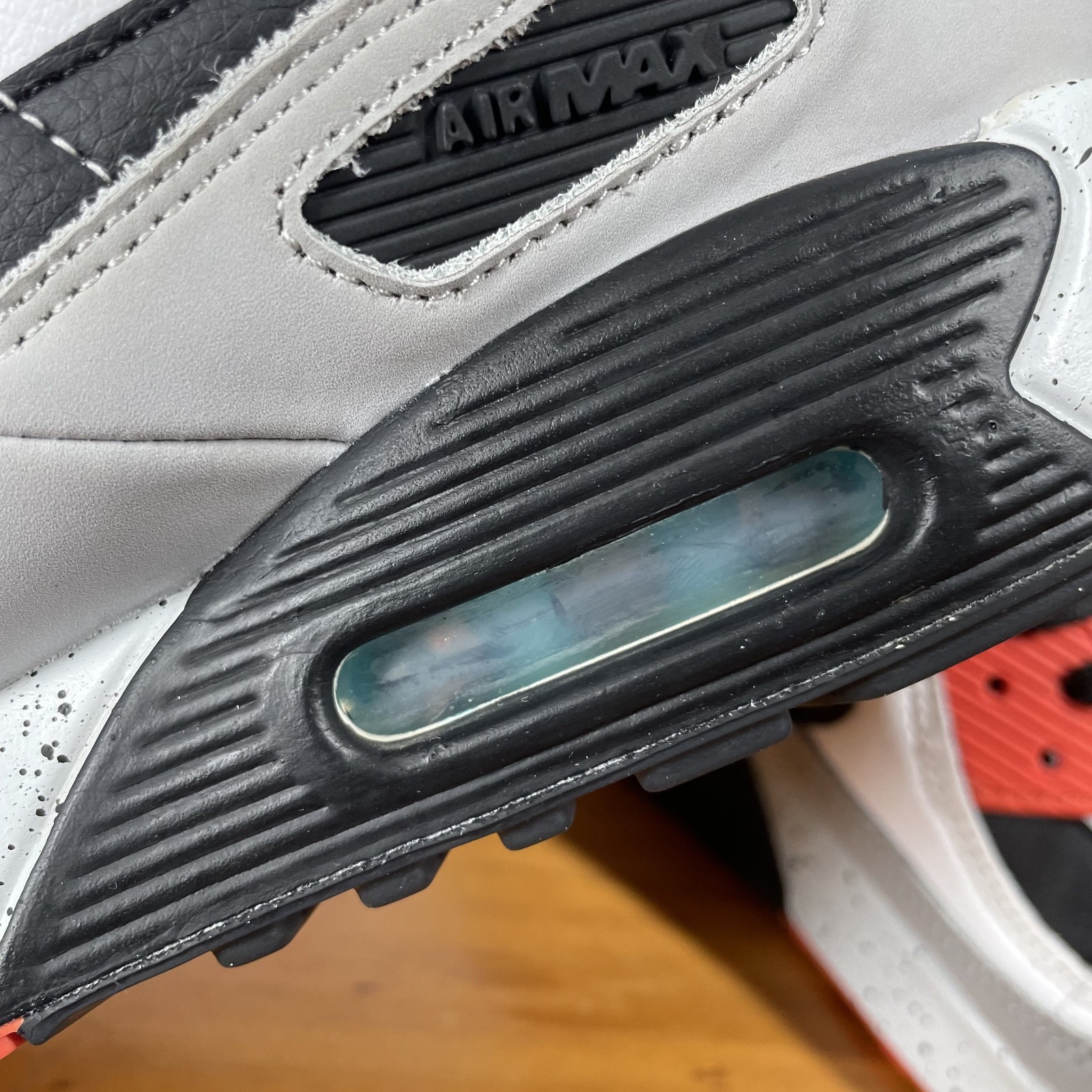 Nike Air Max 90 LTR GS Youth 6Y Womens 7.5 White Black Turf Orange CD6864-110