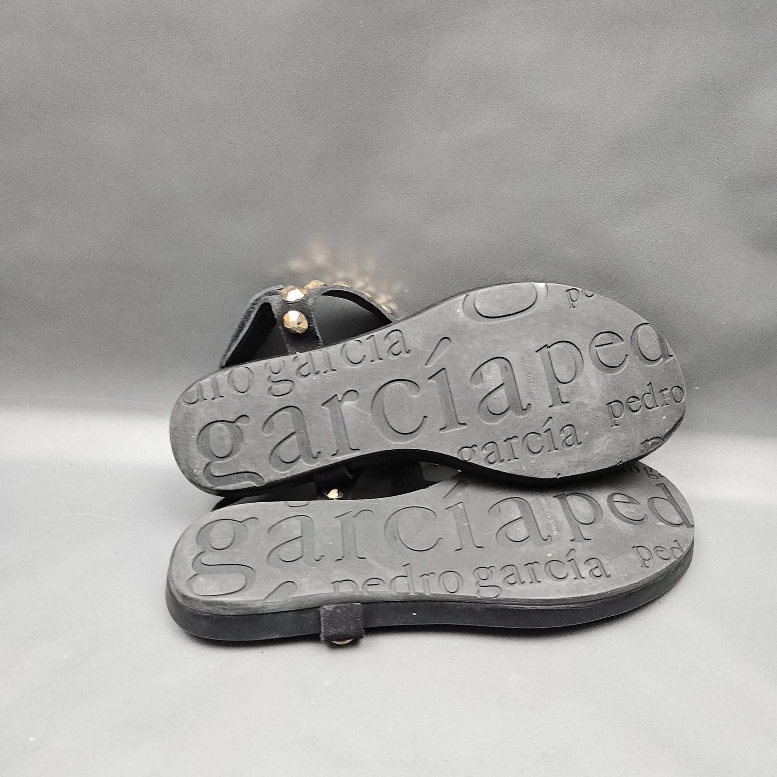 Pedro Garcia Judith Studded Thong Sandals Womens 6 EU 36 Black Suede Gold Studs