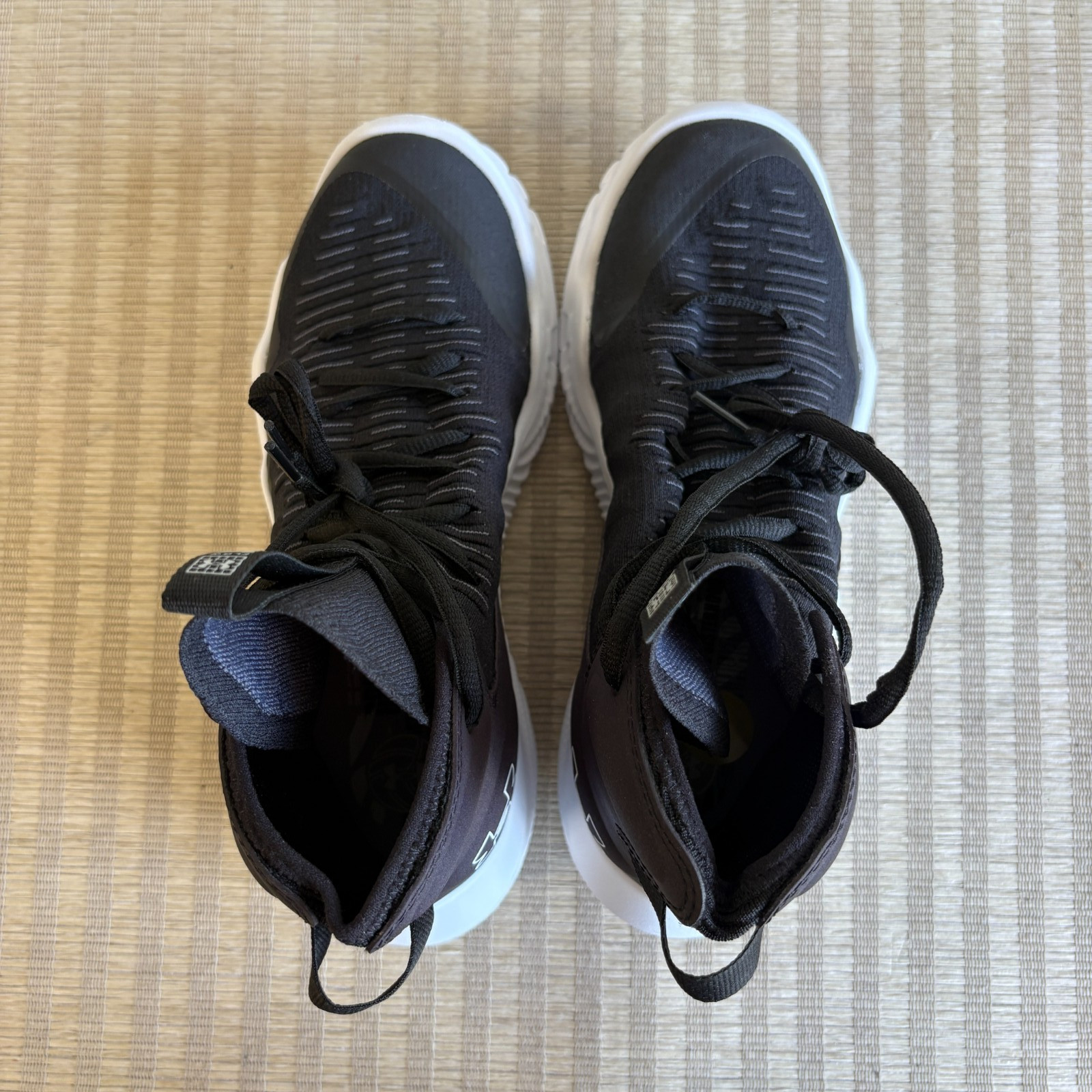 Under Armour Flow Highlight Ace Volleyball Shoes Womens Size 9 Black 3027083-001