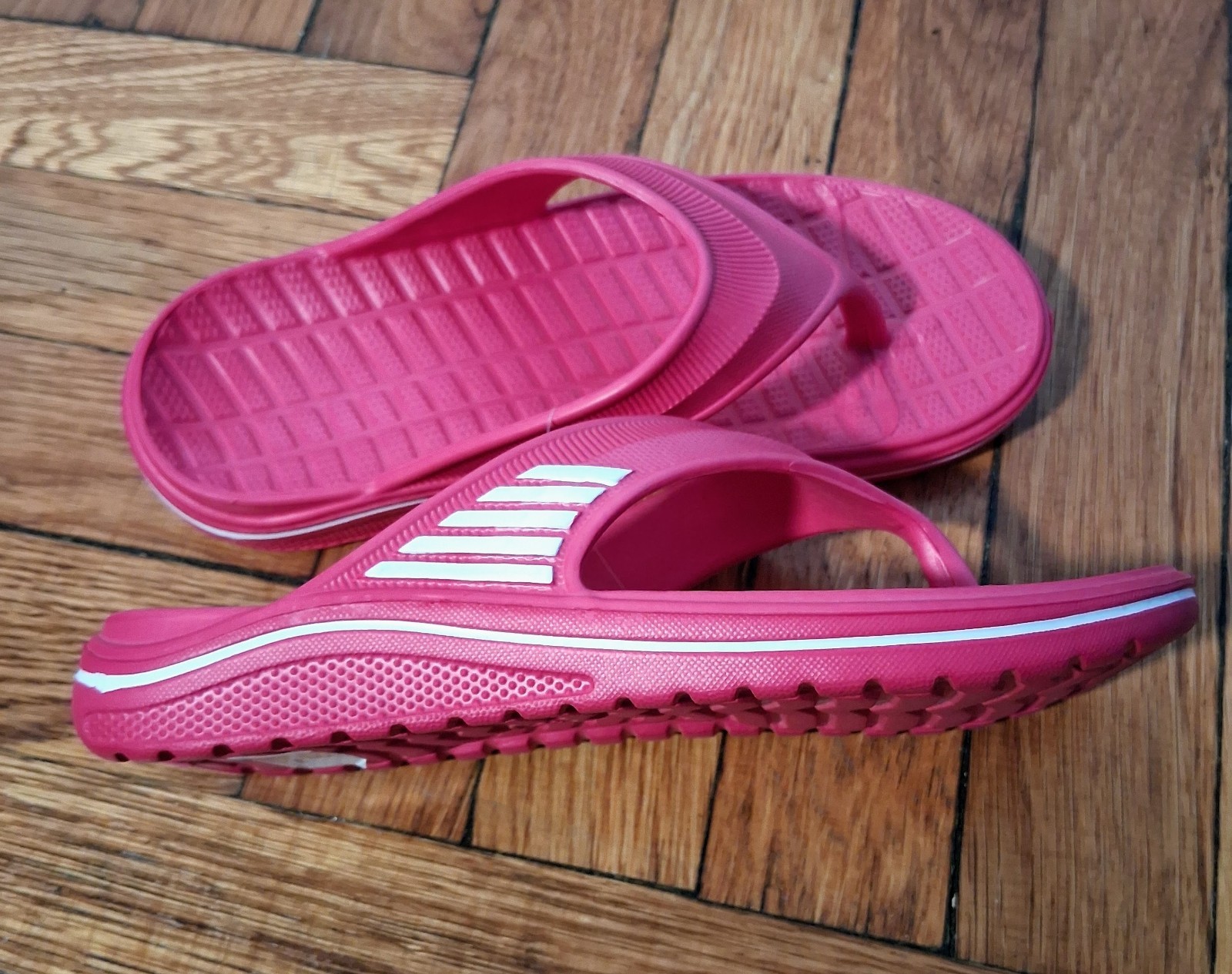 New Women’s Stylish Flip Flop Comfort Sandals in 6 Colors
