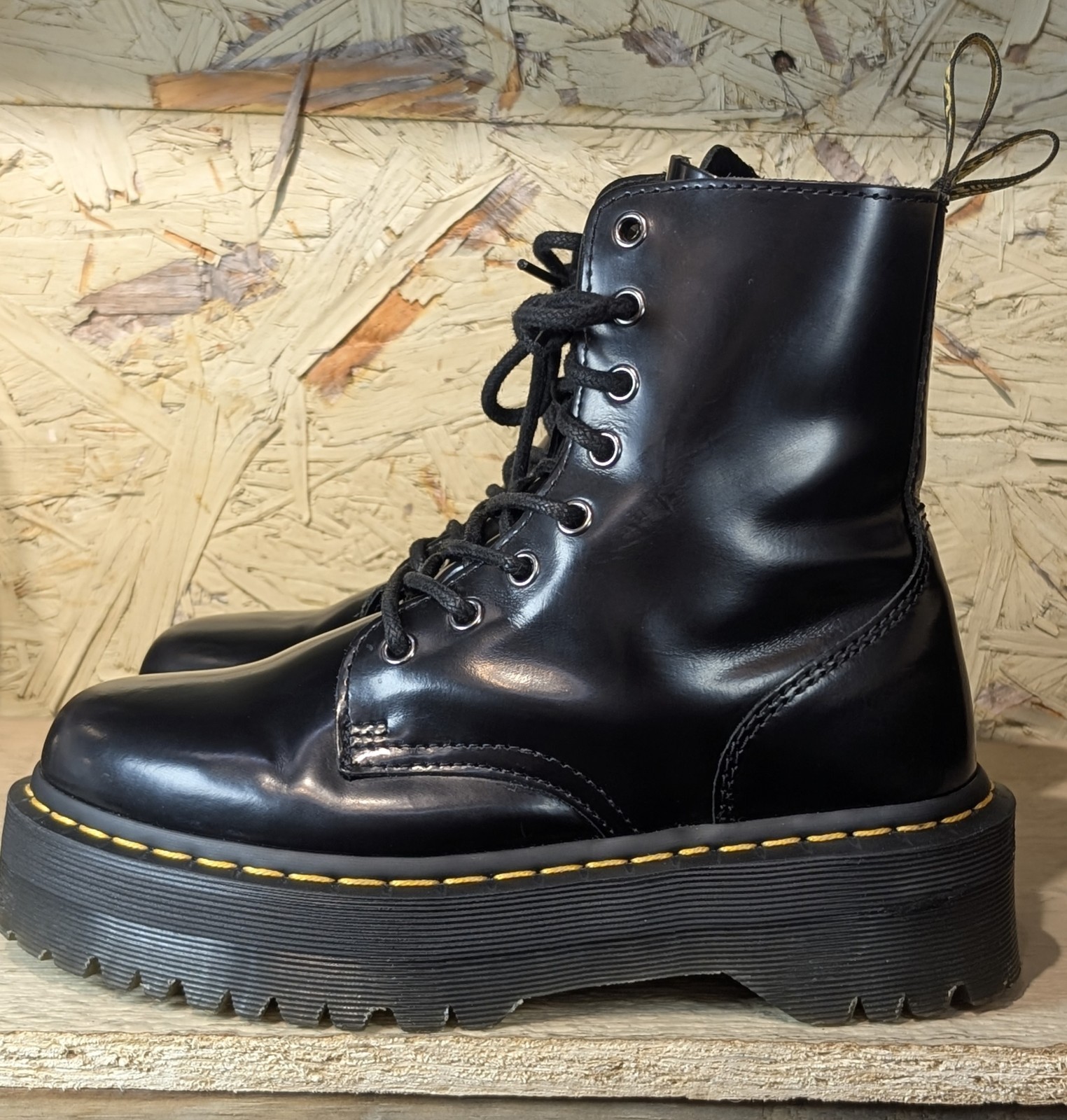 Dr Martens Womens Smooth Leather Chunky Platform Goth Grunge Combat Boots US 7