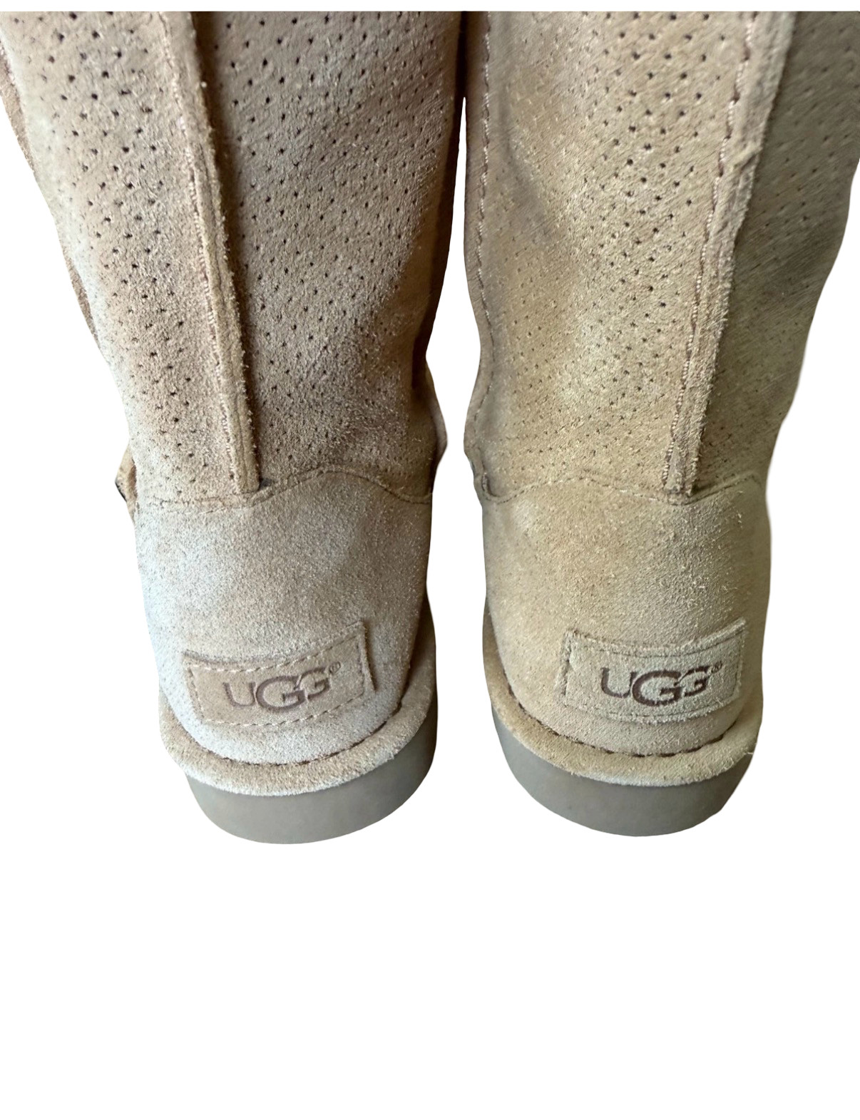 UGG TAWNY PERFORATED UNLINED SUEDE BOOTS | WOMEN’S 9 | TAN