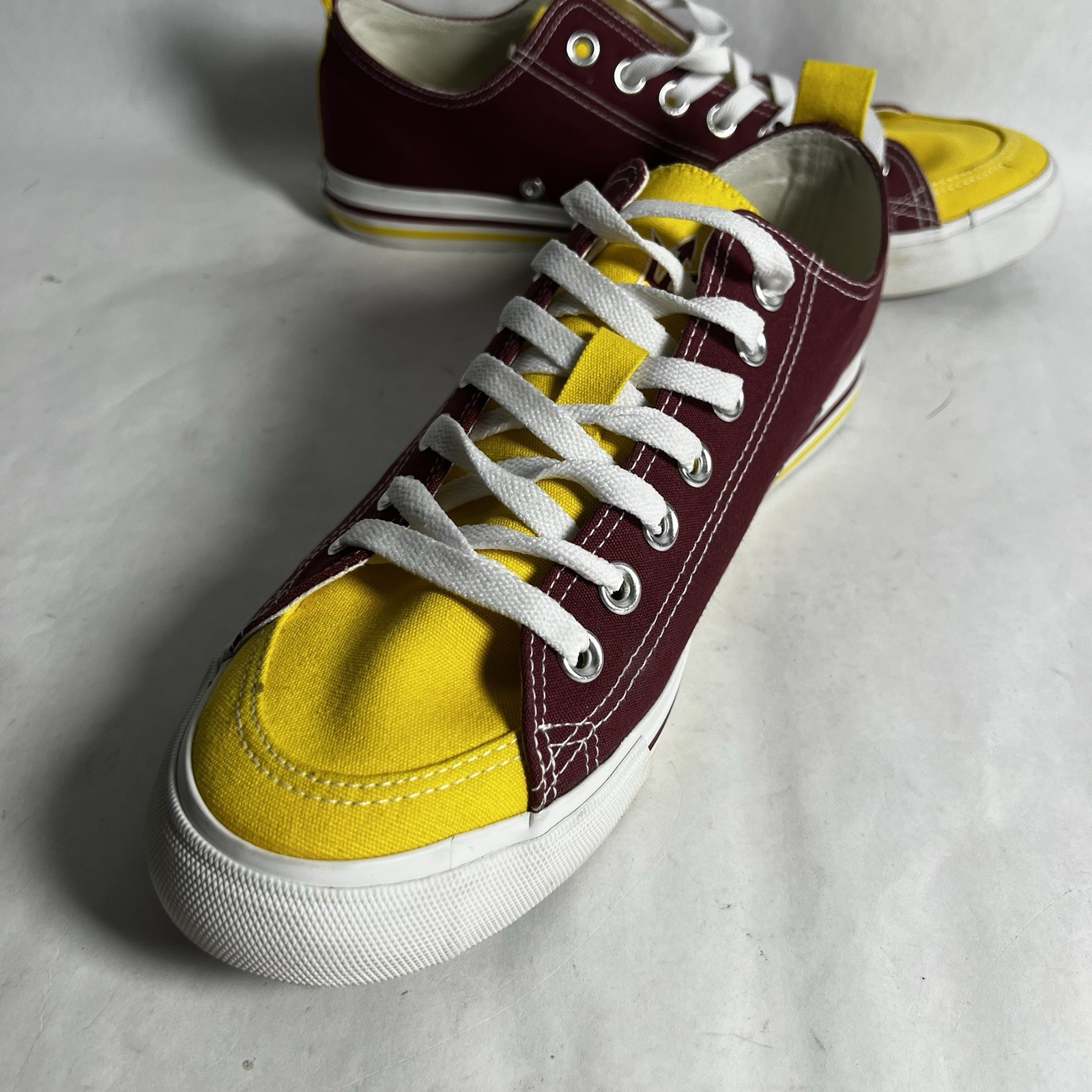 ASU SKICKS CANVAS Lace up Shoes Sneaker Men 10 Two Toned Low Top