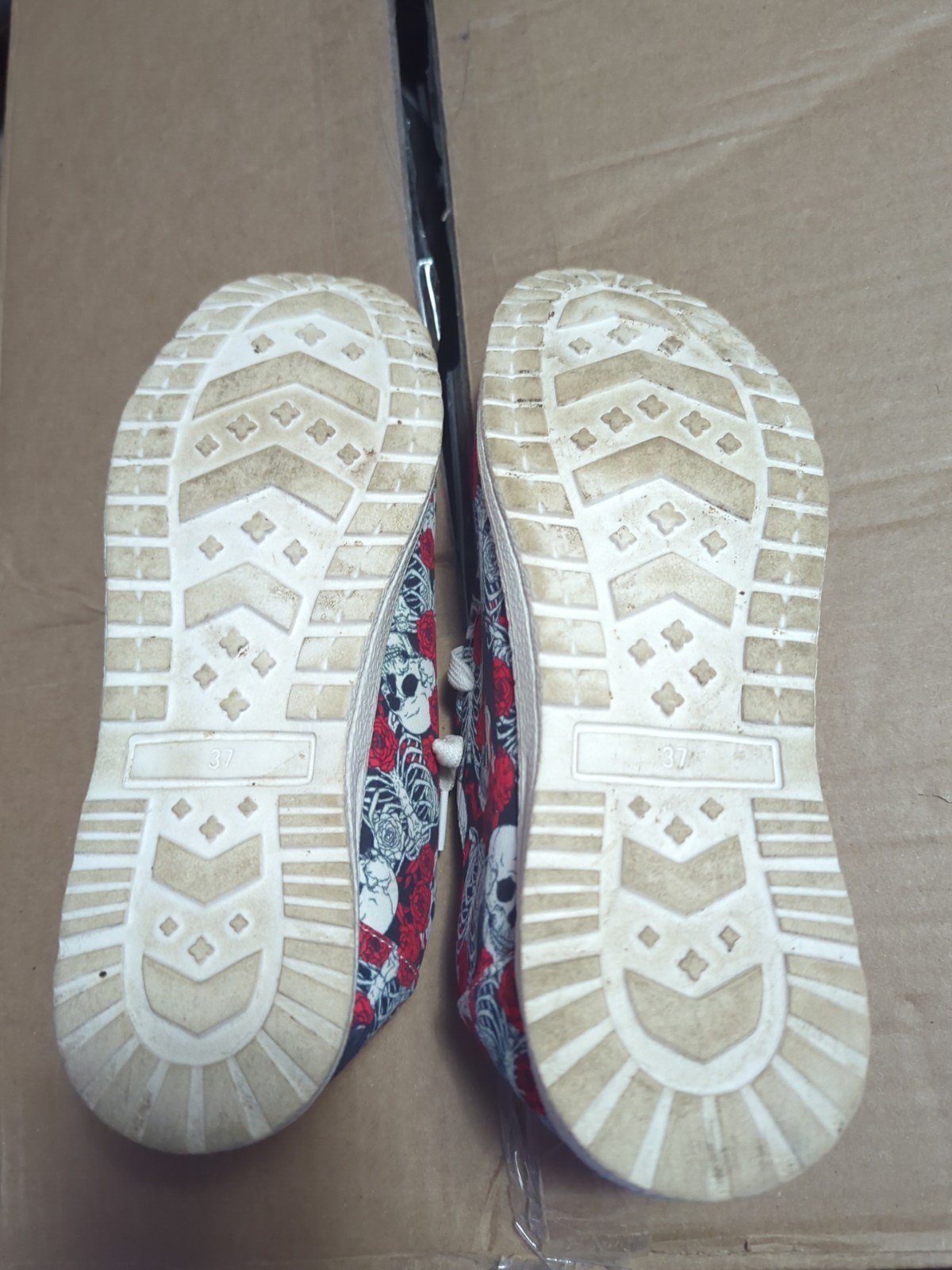 Womens shoes size 7-7.5 (various brand color see photos)