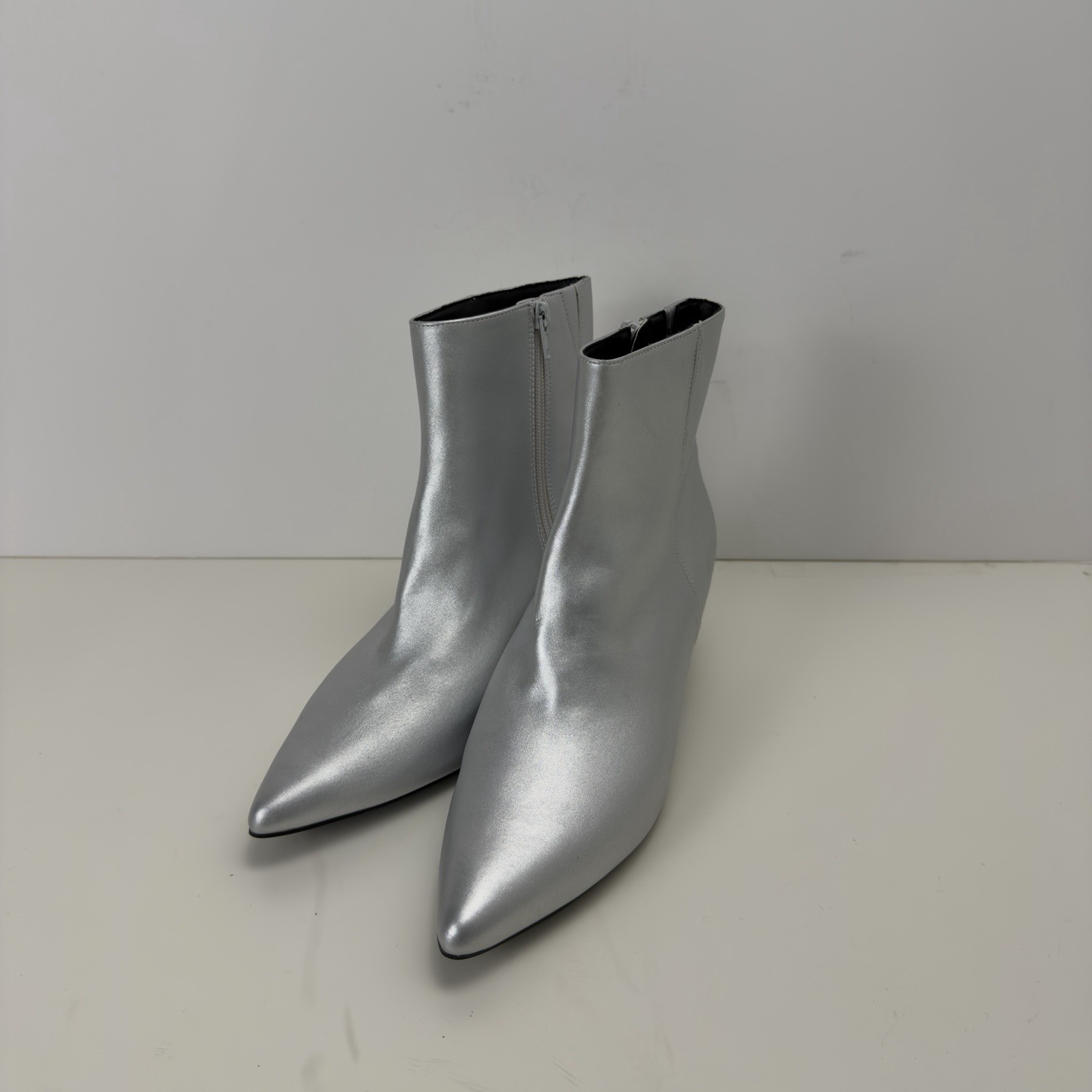 Rachel Zoe – Silver Synthetic Leather Booties Woman’s 7 1/2