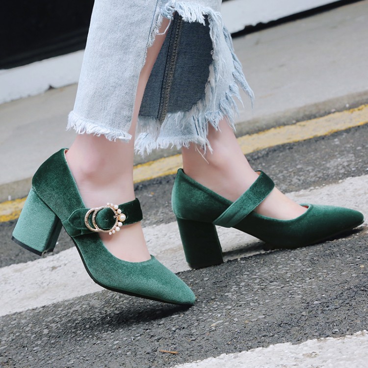 Retro Women’s Velvet Lolita Mary Janes Pointed Toe Block Heels Pump Formal Shoes