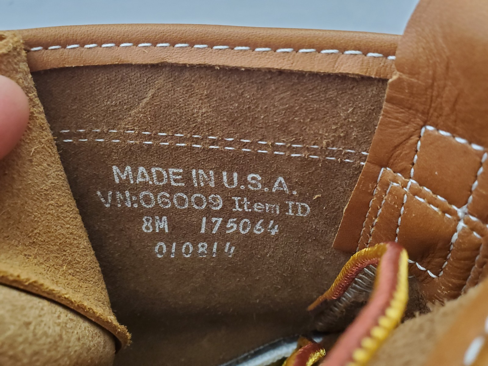 L.L.Bean 8″ Unlined Bean Boots Womens Size 8M Chain Tread Brown Leather USA Made