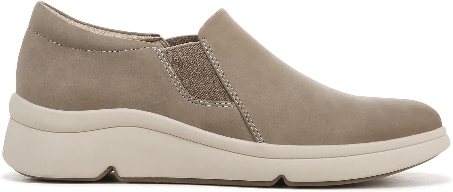 Soul by Naturalizer Womens Lyrie Slip On Sneaker