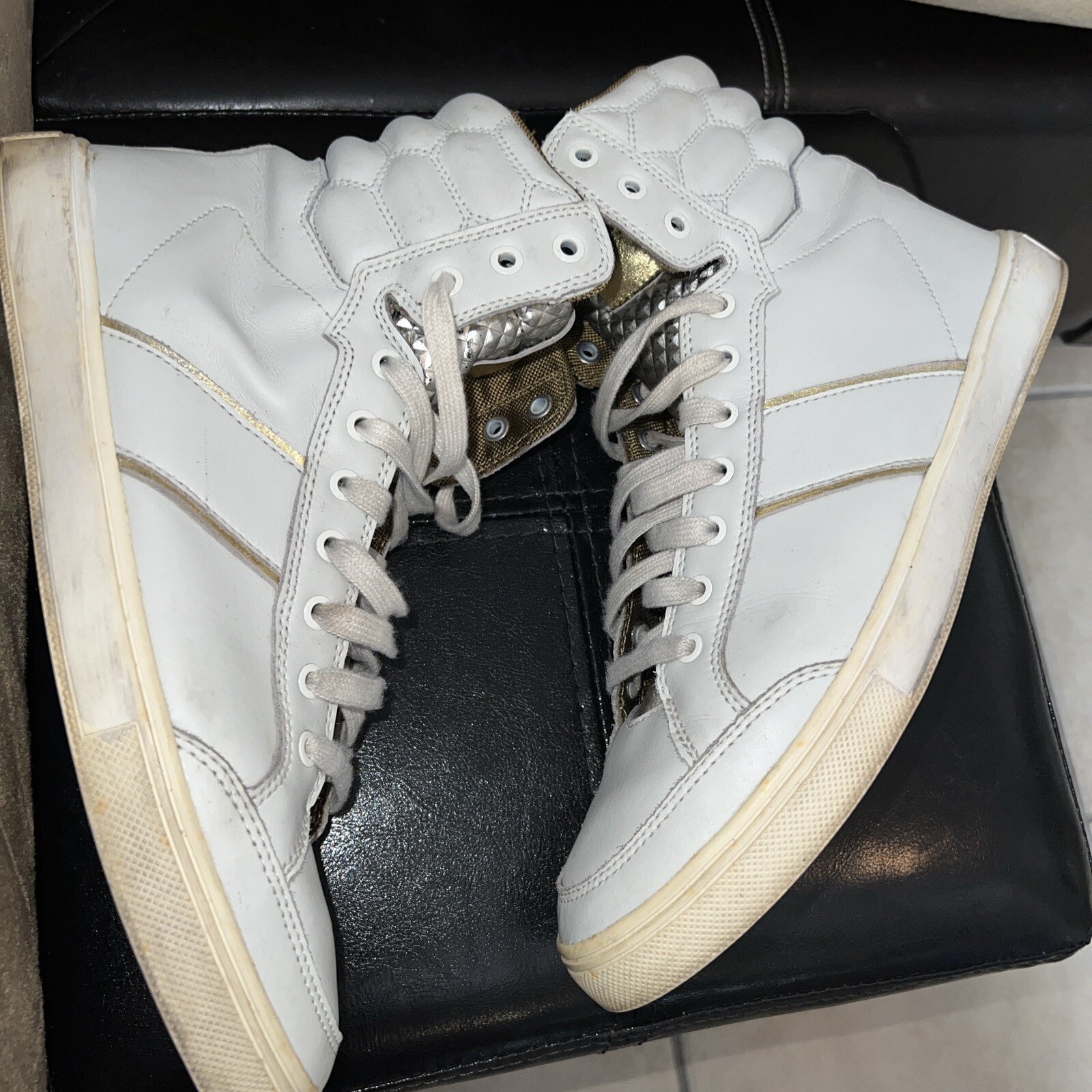 Womens Just Cavalli high top sneakers, size 8.5 US EU 41. Silver Color bit Off