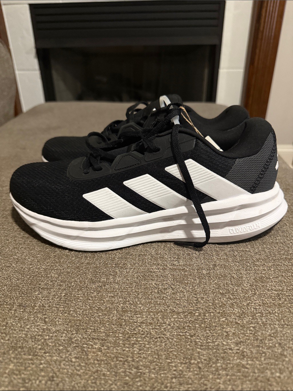 adidas Black and White Cloudfoam Athletic Shoes NWT No Box