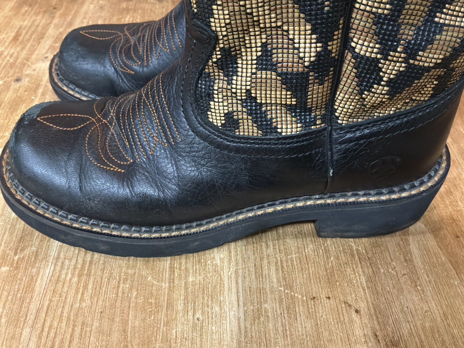 Ariat Fatbaby Western Cowgirl Boots Brown Snakeskin Design Upper 7.5 B Leather
