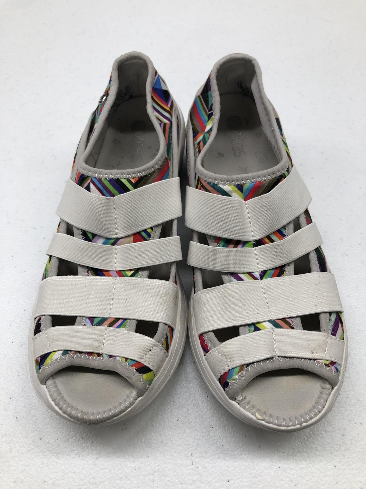 Bzees Frill Sandals Shoes Womens Size 8.5 Multicolor Fisherman Wedge Comfort