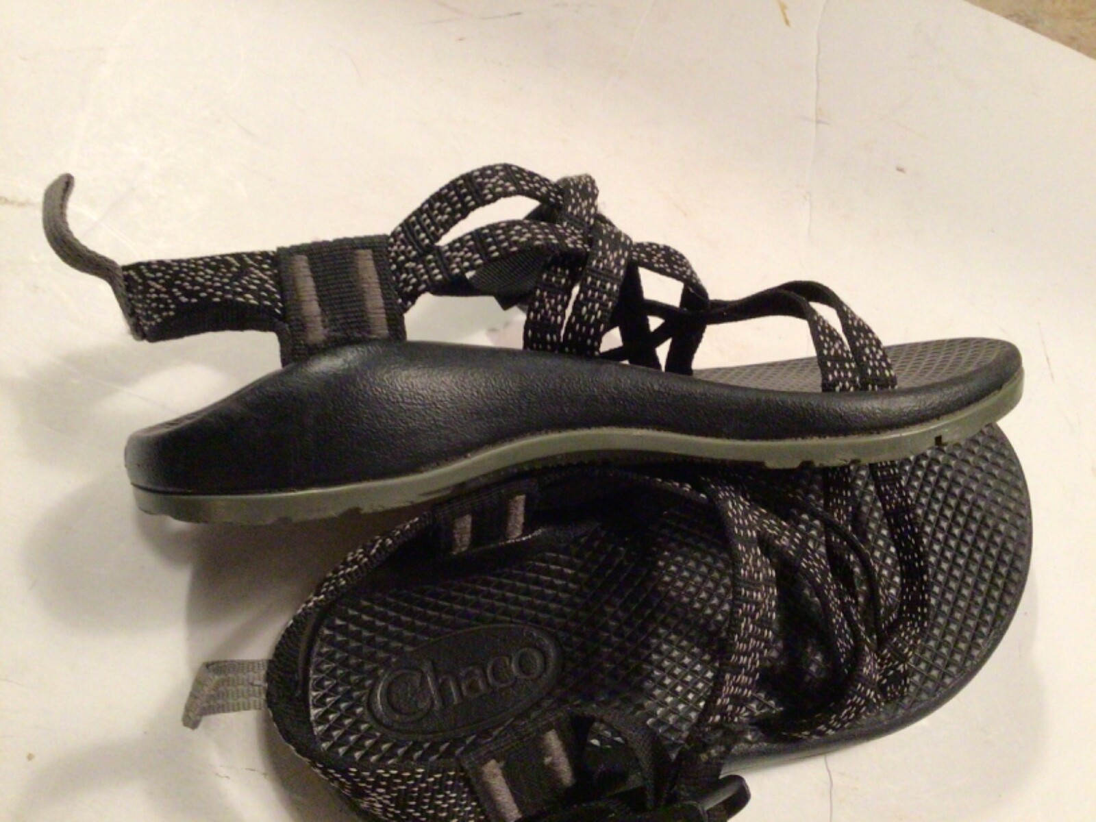 Chaco Strappy Sandals Black 2 Beach Walking Kayak Activewear Casual EUC